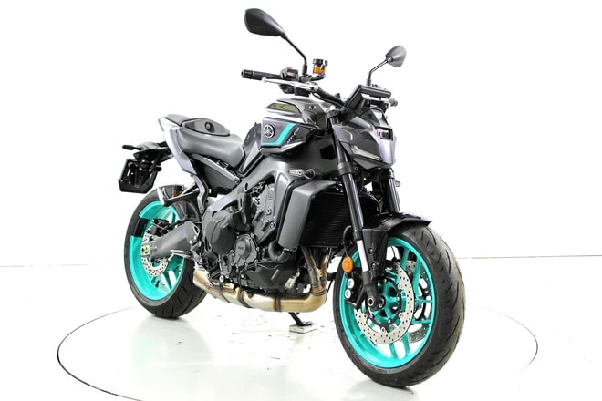 YAMAHA MT-09 Y-AMT ABS-image-1