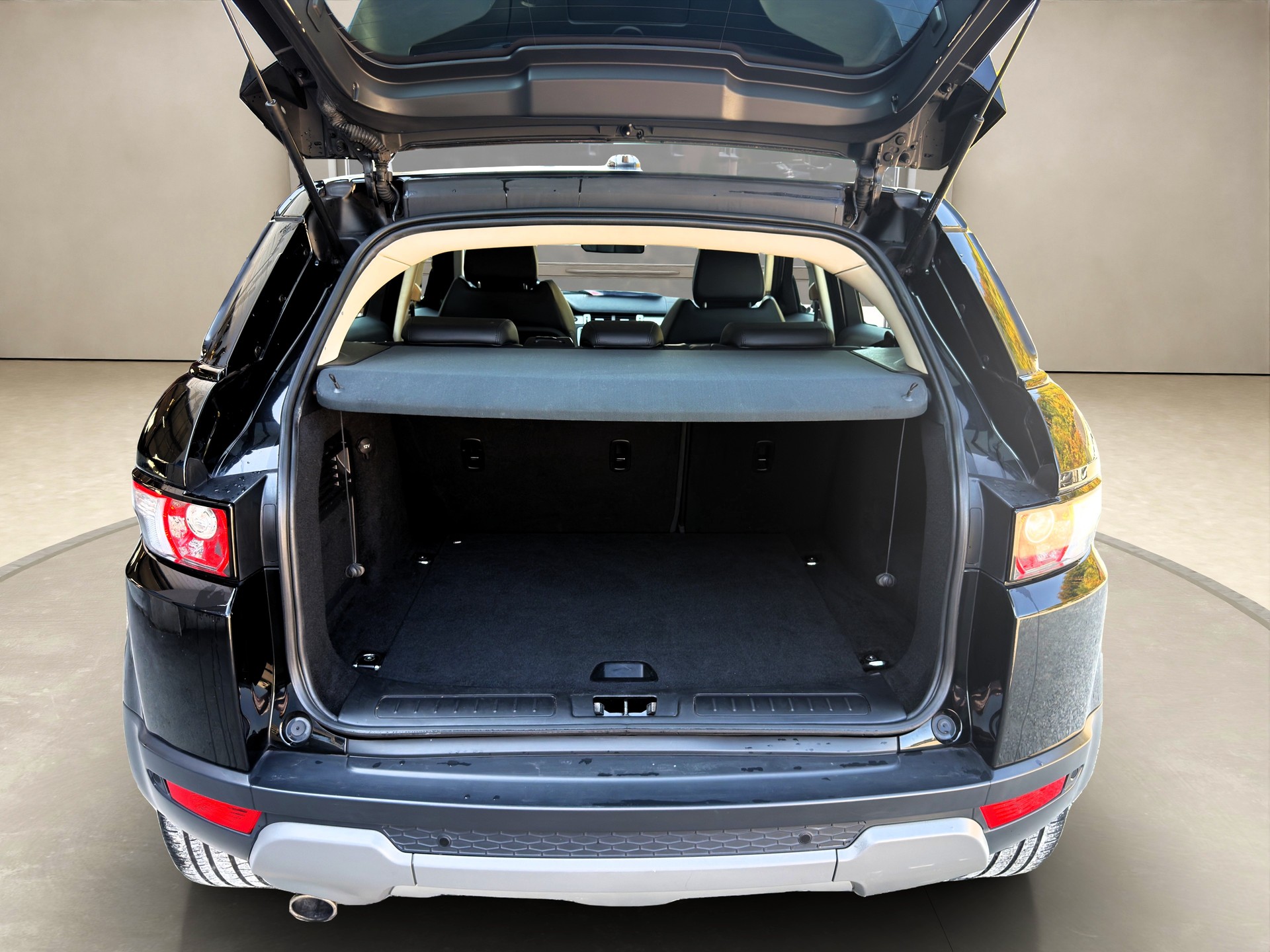 LAND ROVER Range Rover Evoque 2.2 TD4 Pure✅CH-Fahrzeug & 8-fach bereift auf ALU✅-image-15