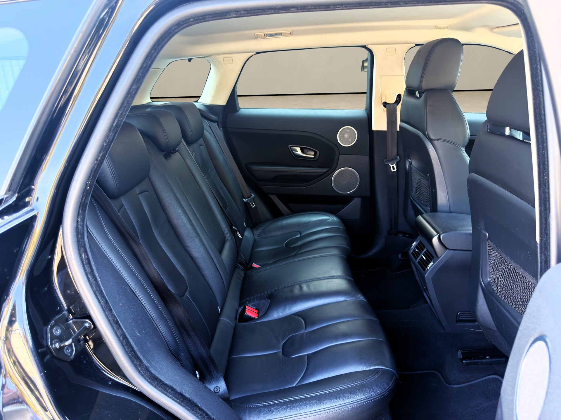 LAND ROVER Range Rover Evoque 2.2 TD4 Pure✅CH-Fahrzeug & 8-fach bereift auf ALU✅-image-14