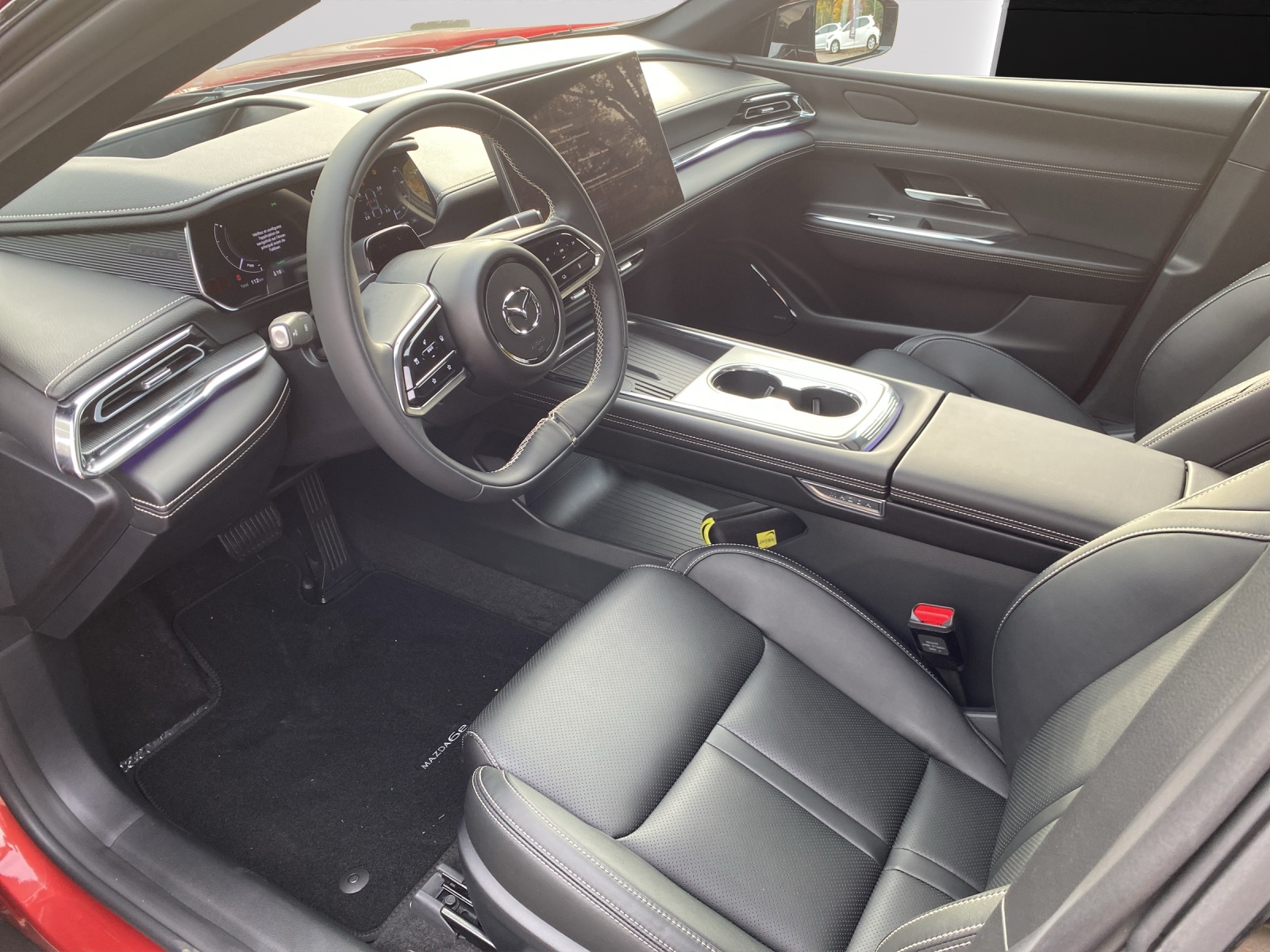 MAZDA 6e 245 80kWh Takumi-image-4