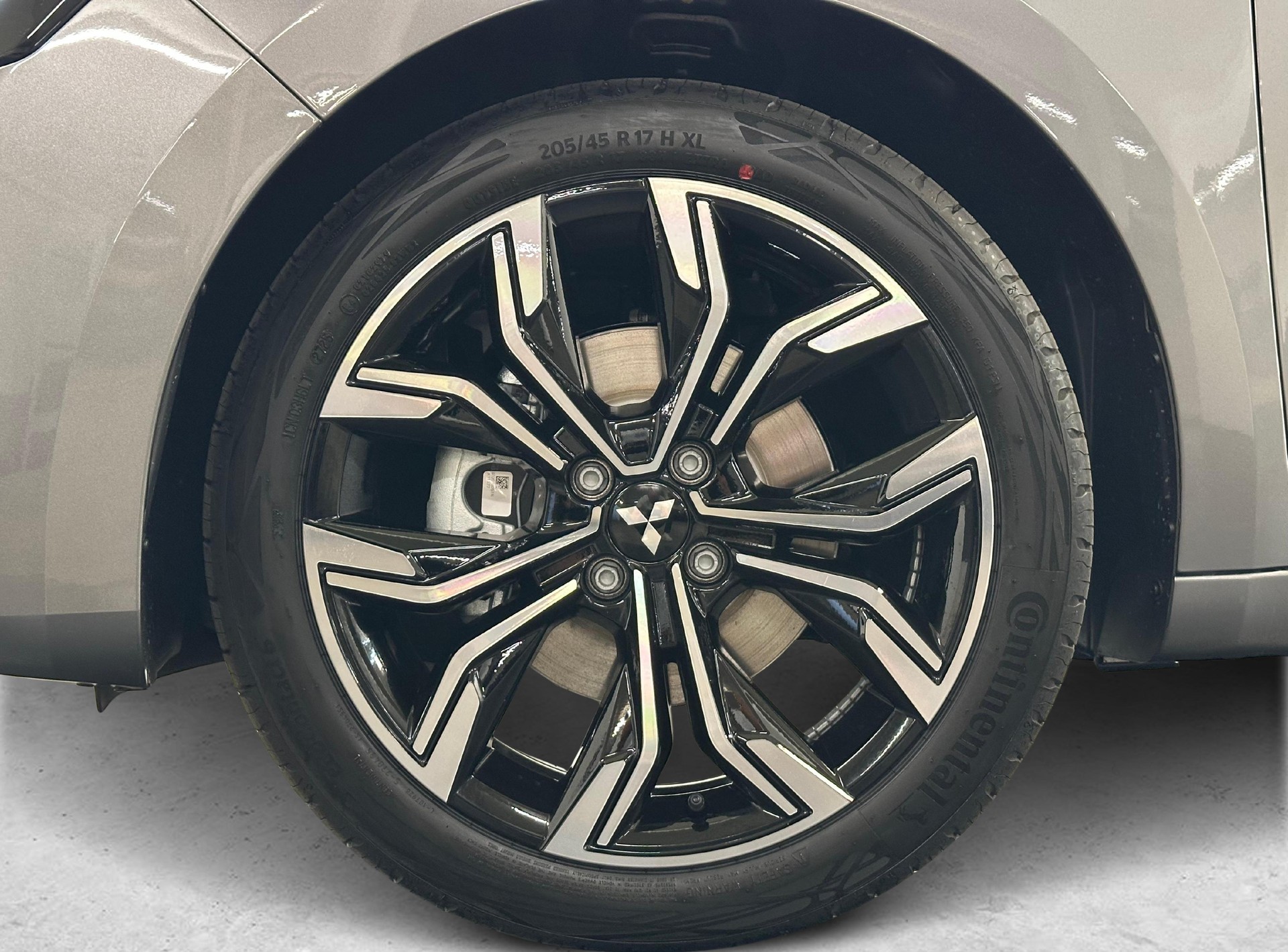 MITSUBISHI Colt 1.6 HEV Intense-image-11