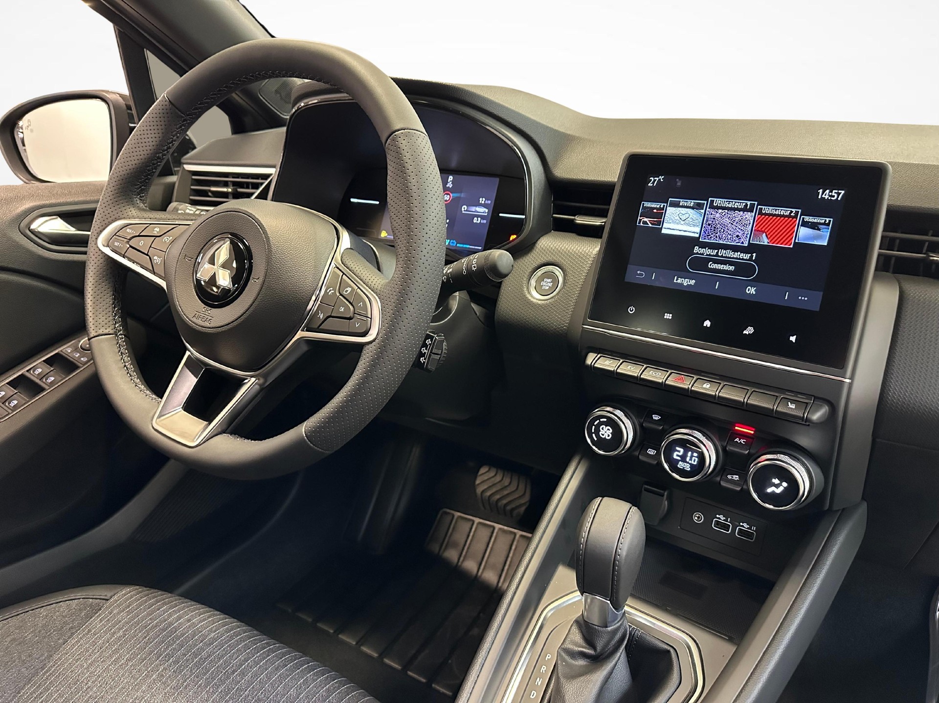 MITSUBISHI Colt 1.6 HEV Intense-image-5