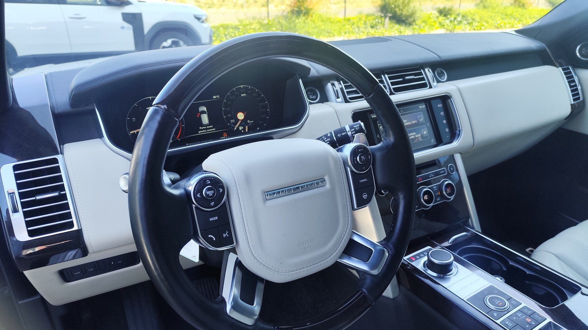 LAND ROVER Range Rover 5.0 V8 LV8 Automatic autobiography-image-12