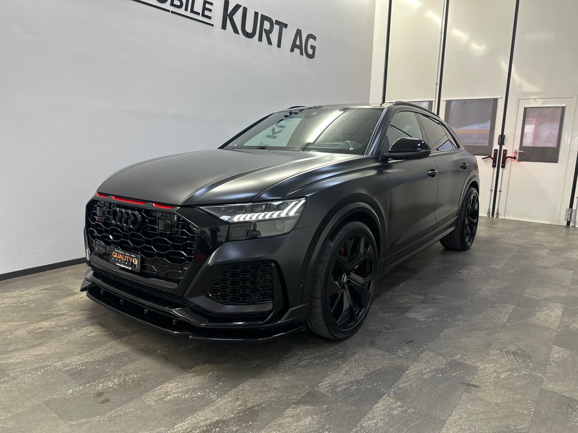 AUDI RSQ8 quattro tiptronic-image-6