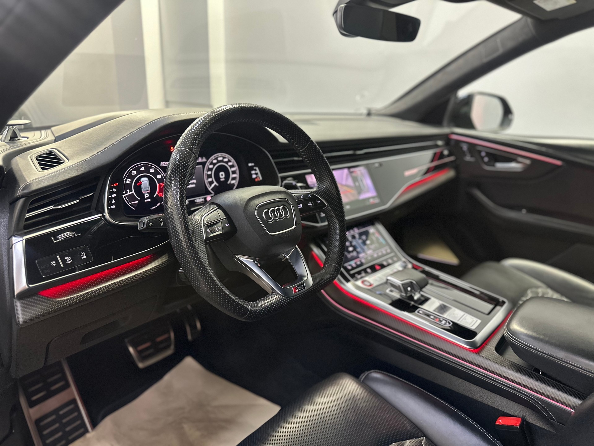 AUDI RSQ8 quattro tiptronic-image-13