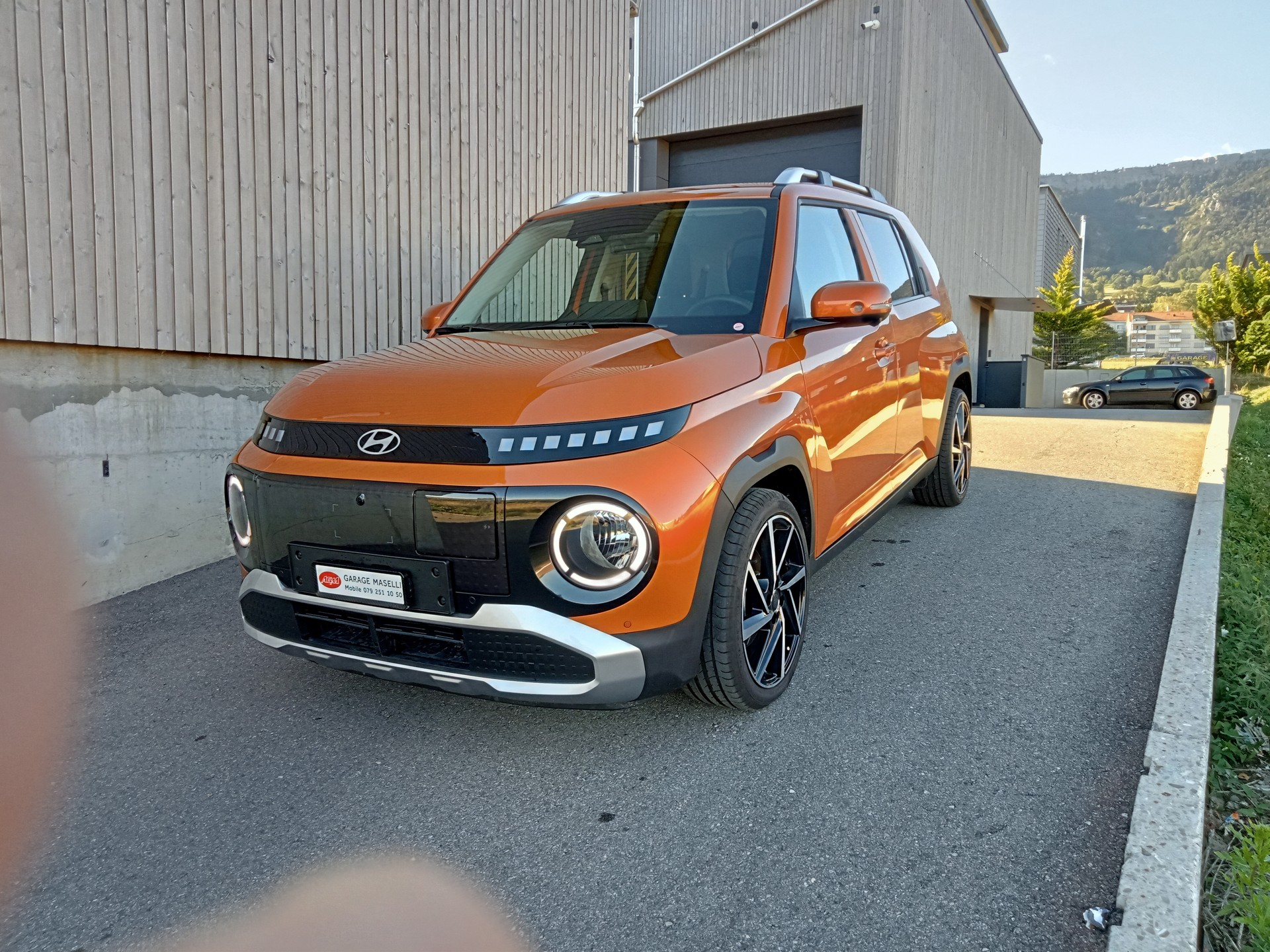 HYUNDAI Inster 49kWh Amplia-image-3