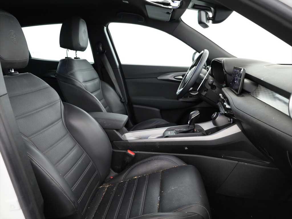ALFA ROMEO Tonale 1.5 48V Hybrid Veloce Pack Premium-image-8