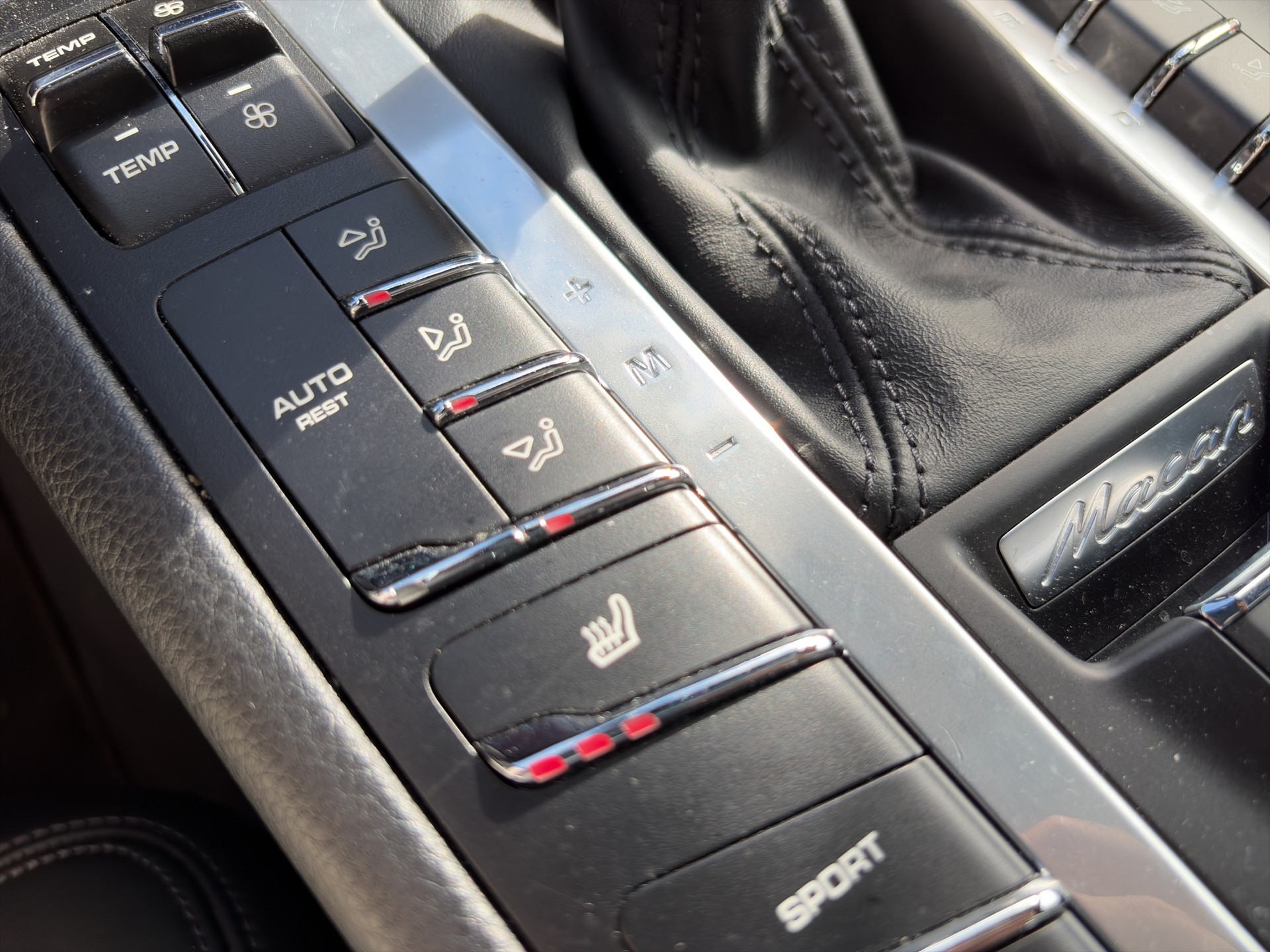 PORSCHE Macan PDK-image-21