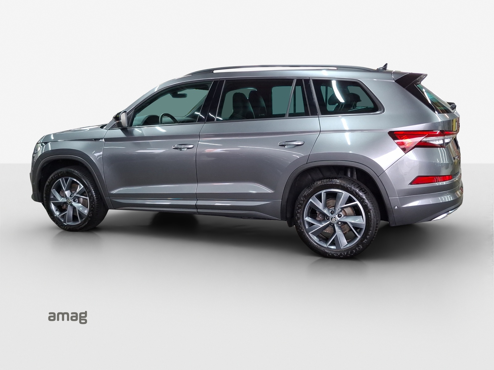 SKODA Kodiaq 2.0 TSI 4x4 SportLine-showroom-element-1
