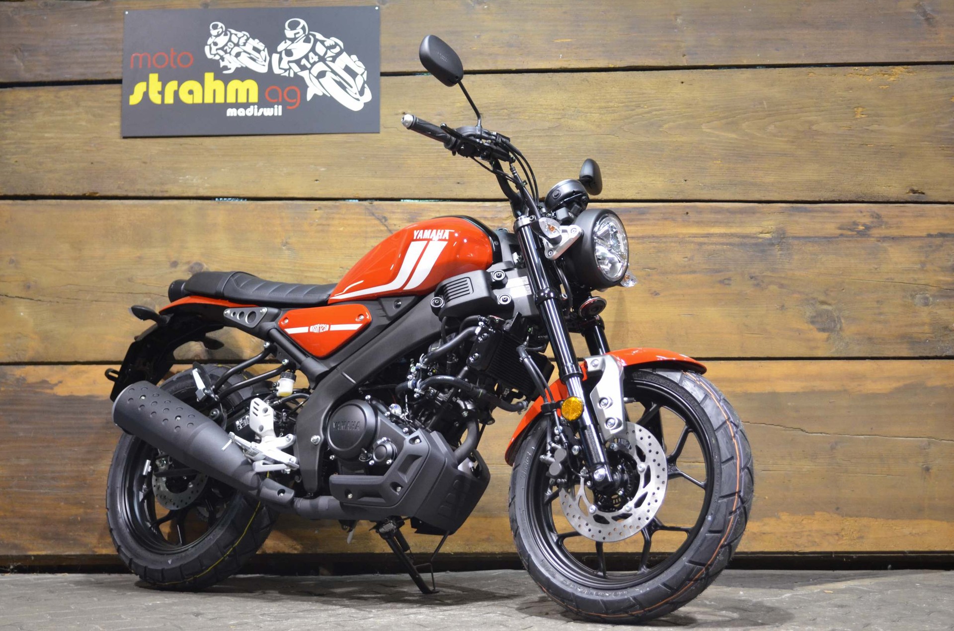 YAMAHA XSR 125 ABS