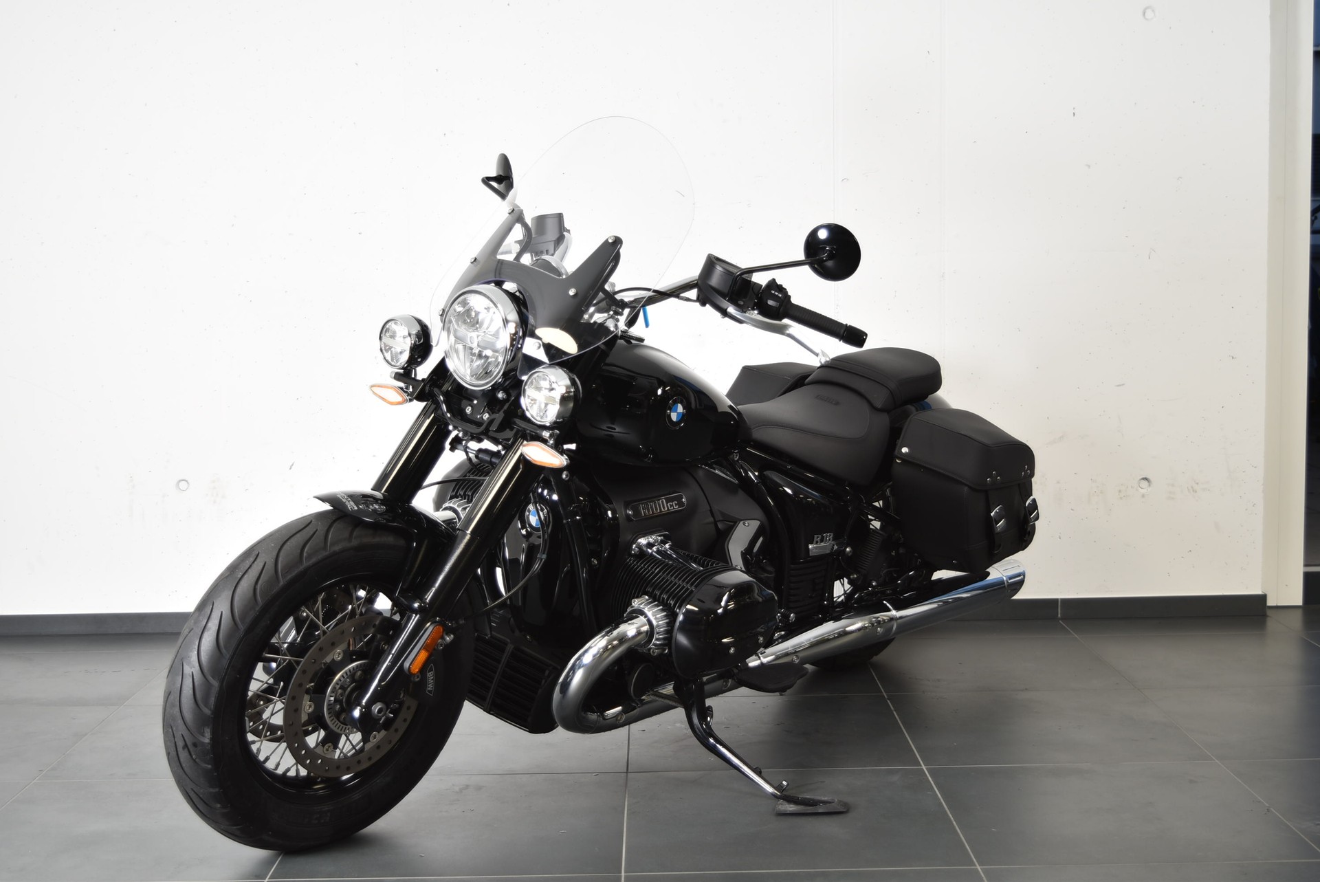 BMW R 18 Classic-image-1