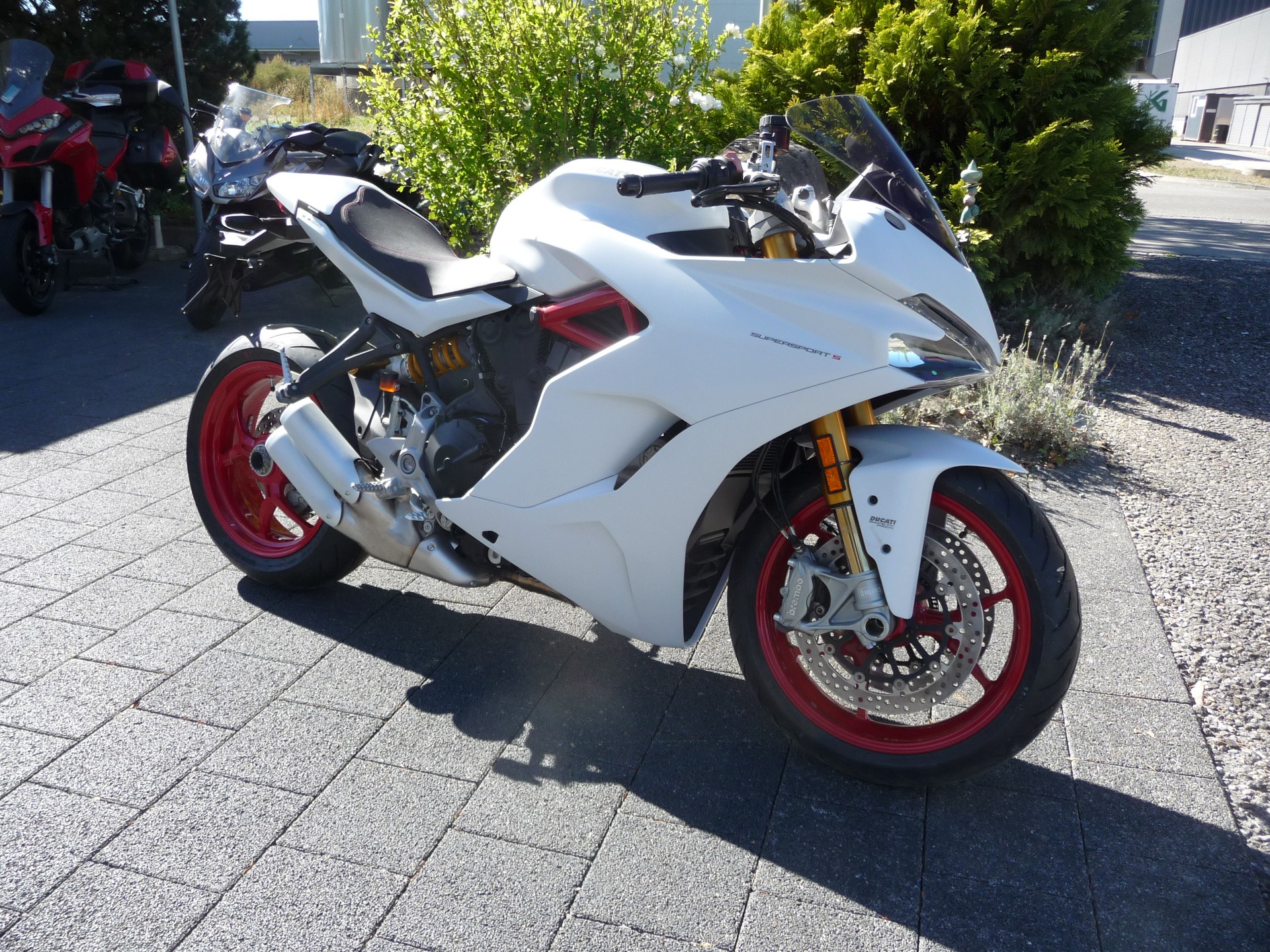 DUCATI 950 Supersport S-showroom-element-3