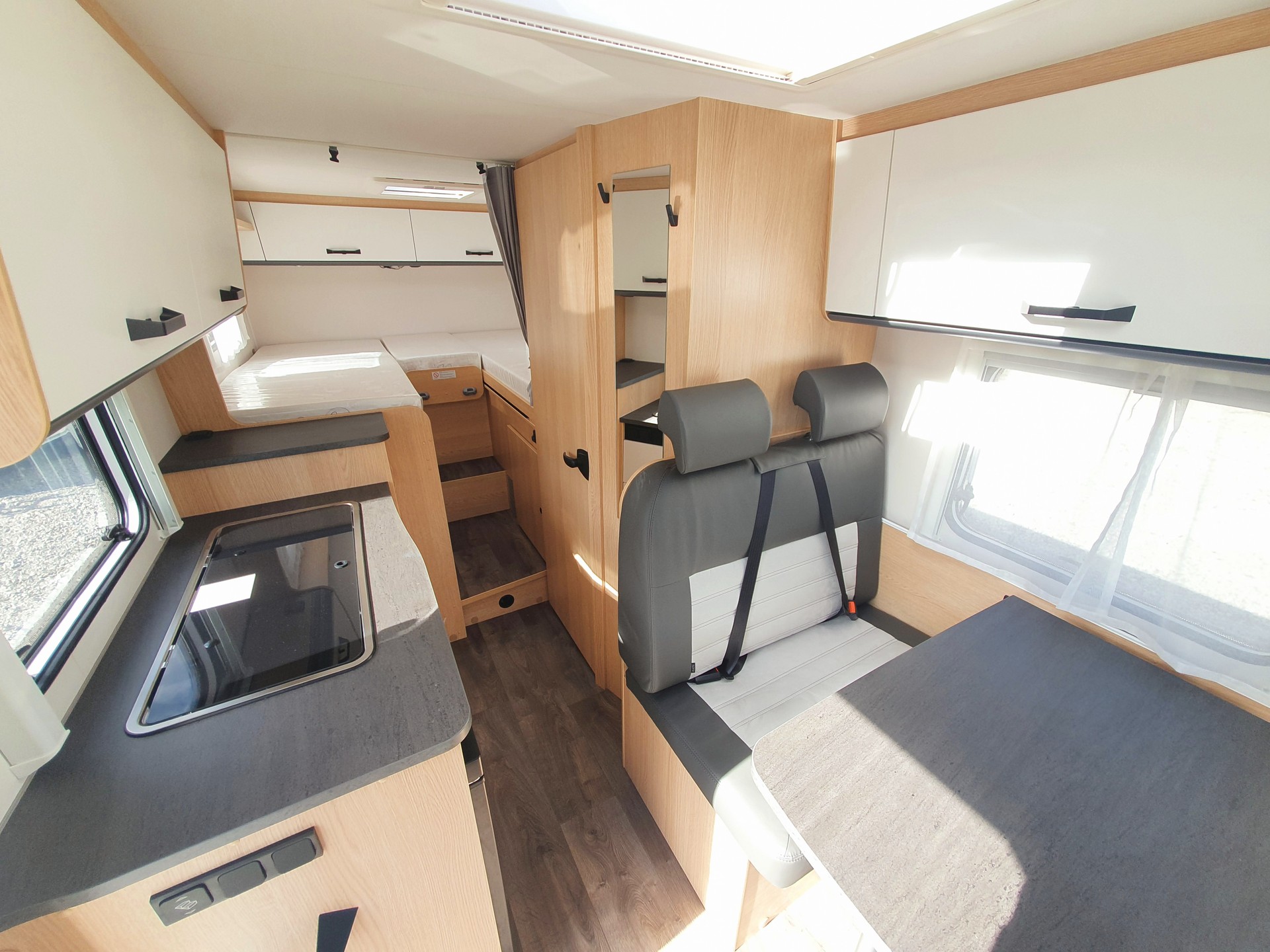 SUNLIGHT V66 Adventure - Einzelbett, Alu, Markise, LED, etc-image-14