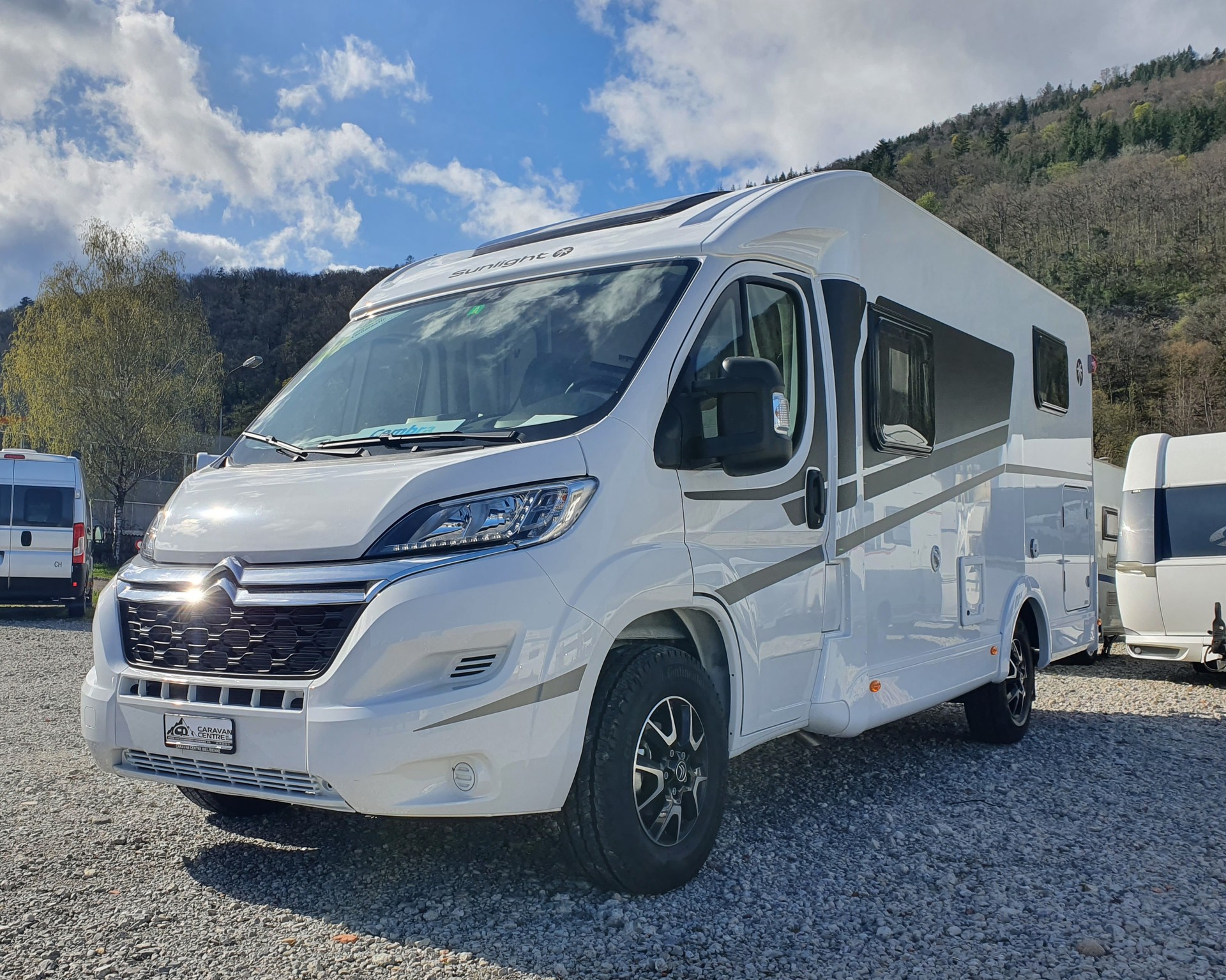 SUNLIGHT V66 Adventure - Einzelbett, Alu, Markise, LED, etc-image-7