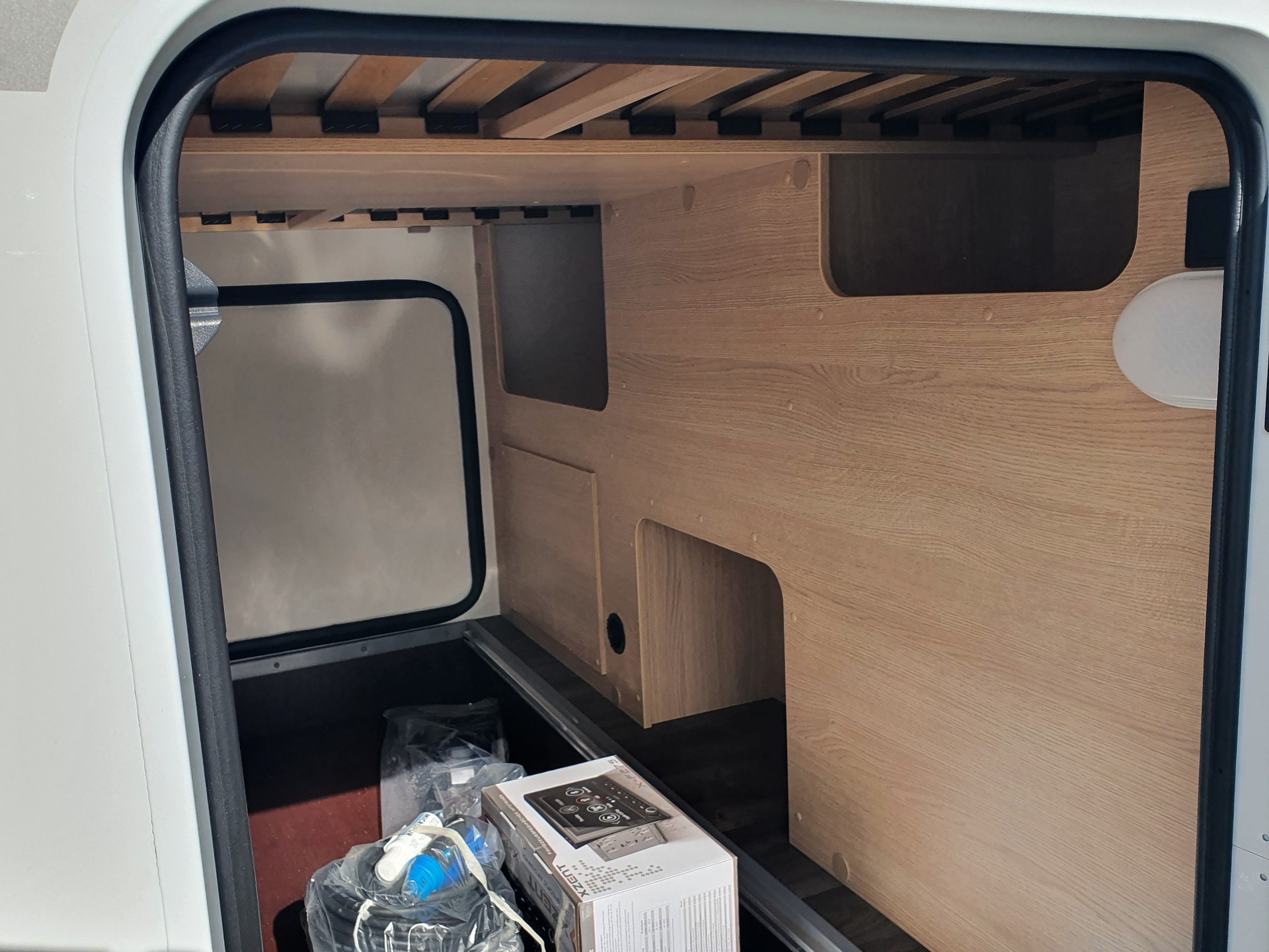 SUNLIGHT V66 Adventure - Einzelbett, Alu, Markise, LED, etc-image-9