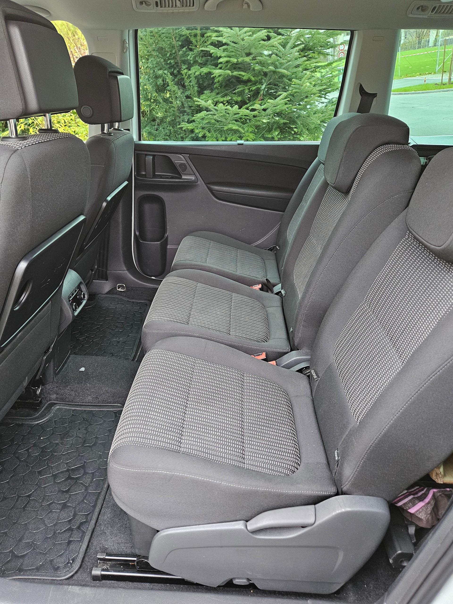 SEAT Alhambra 2.0 TDI DSG Style-image-8