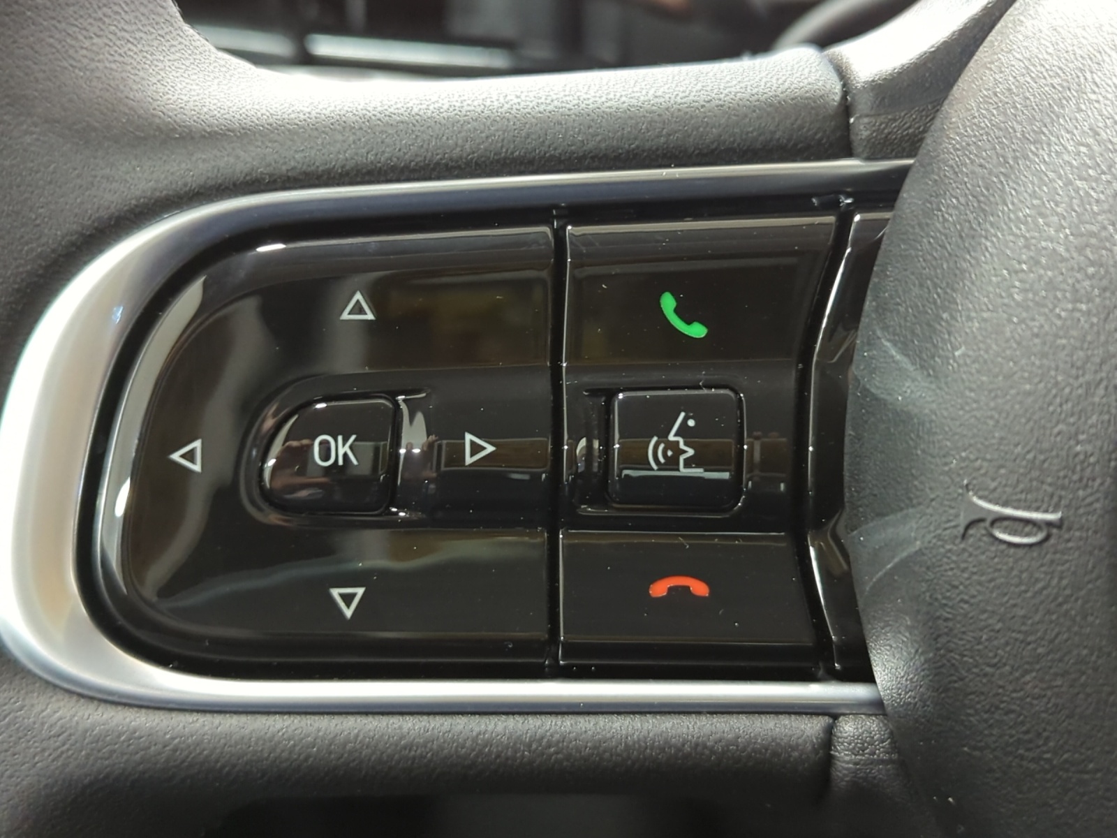 FIAT 500 BEV Swiss Edition 118 PS-image-17