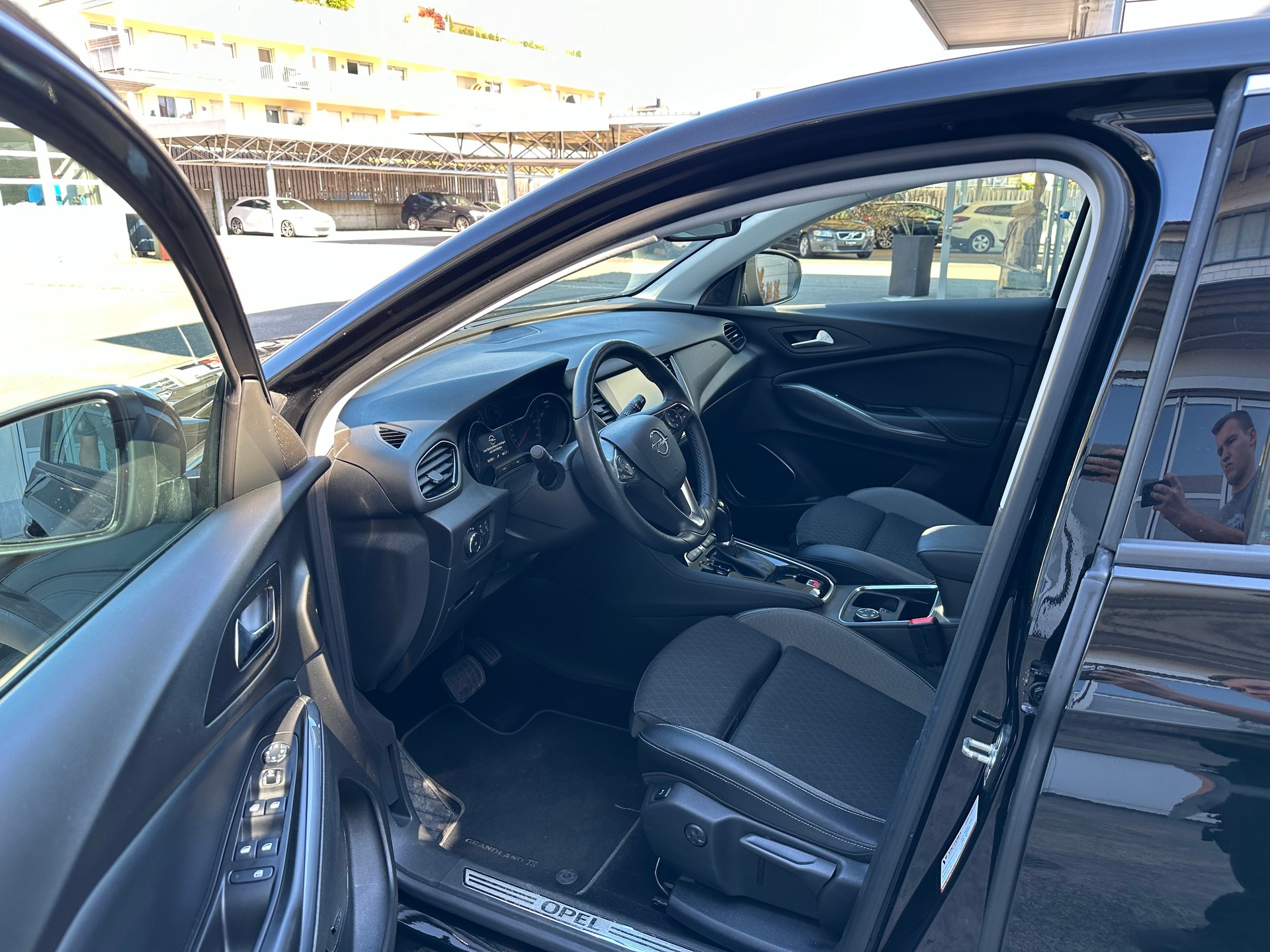 OPEL Grandland X 1.5CDTi Excellence Automatik-image-4