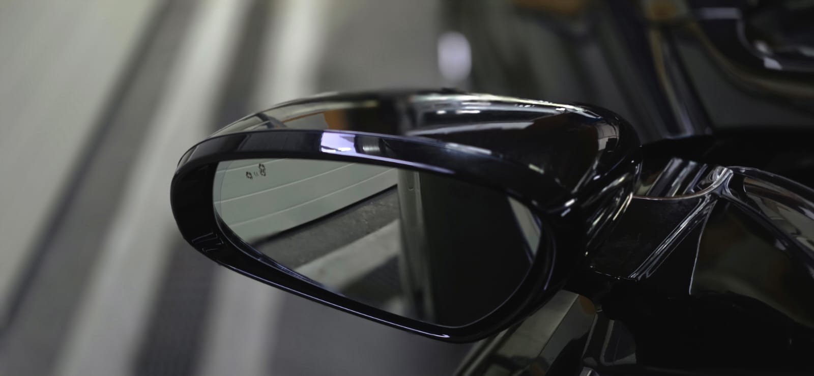 GENESIS G70 2.2 CRDI Luxury AT8 AWD-image-28