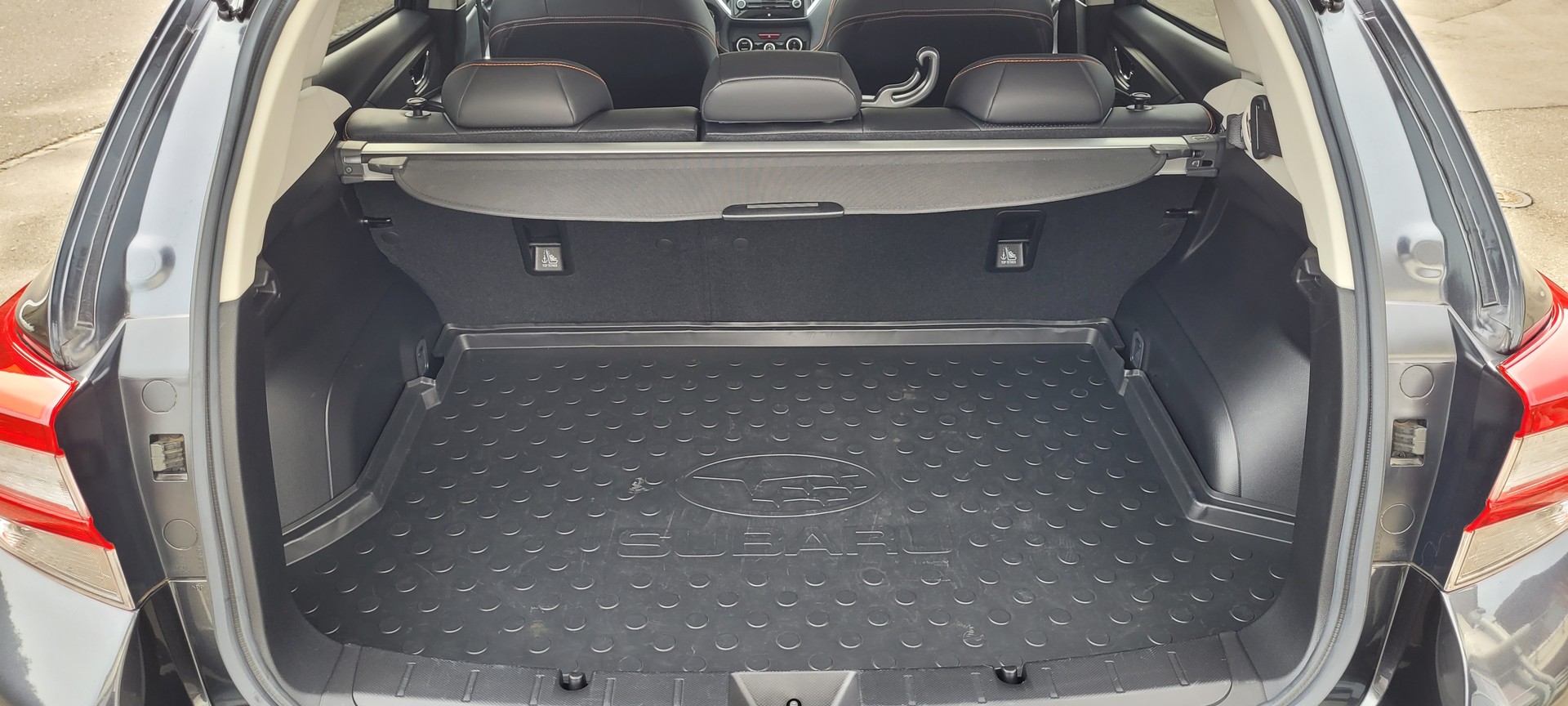 SUBARU XV 2.0 e-Boxer Luxury AWD Lineartronic-image-13