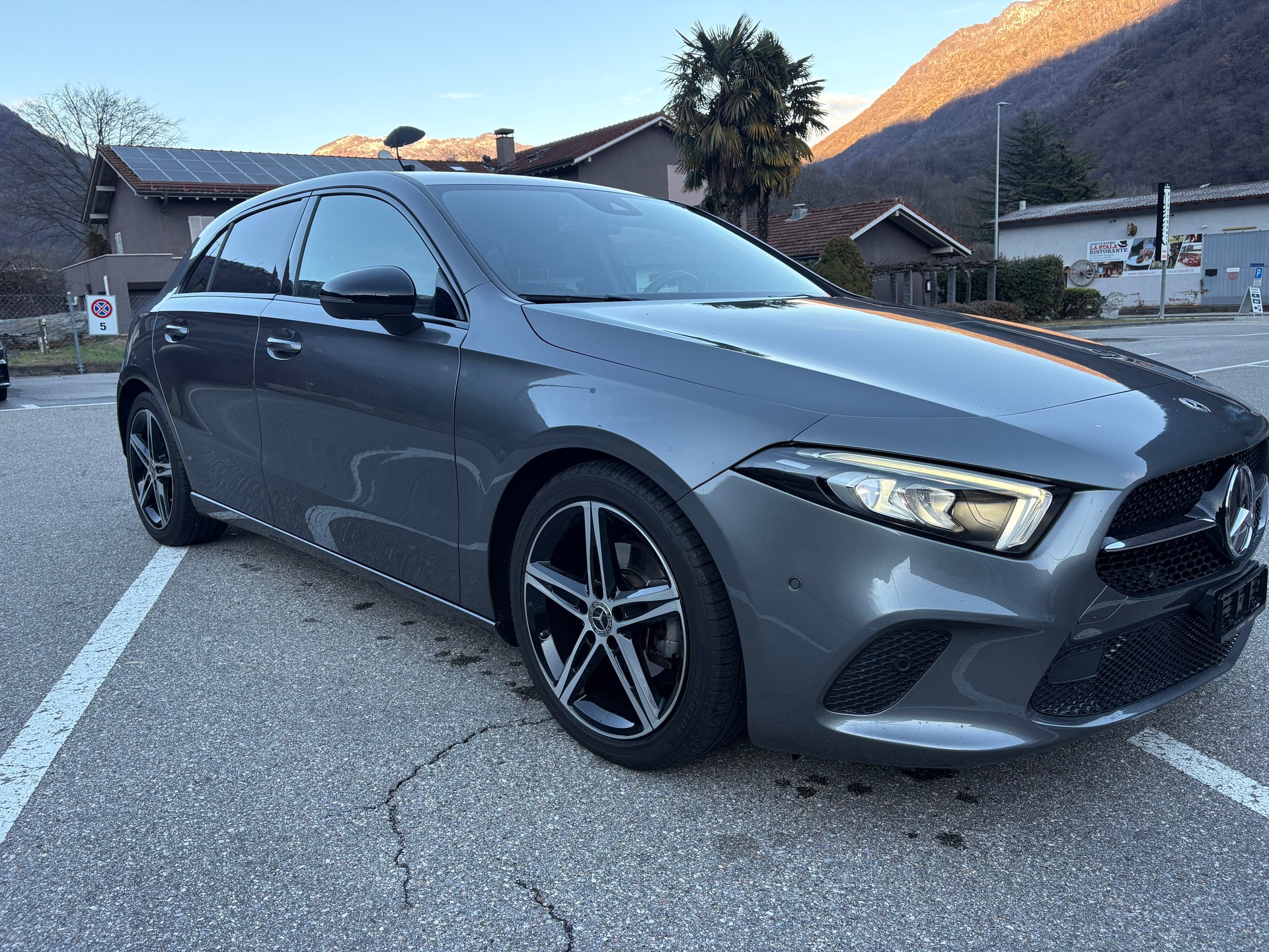MERCEDES-BENZ A 180 d-image-6