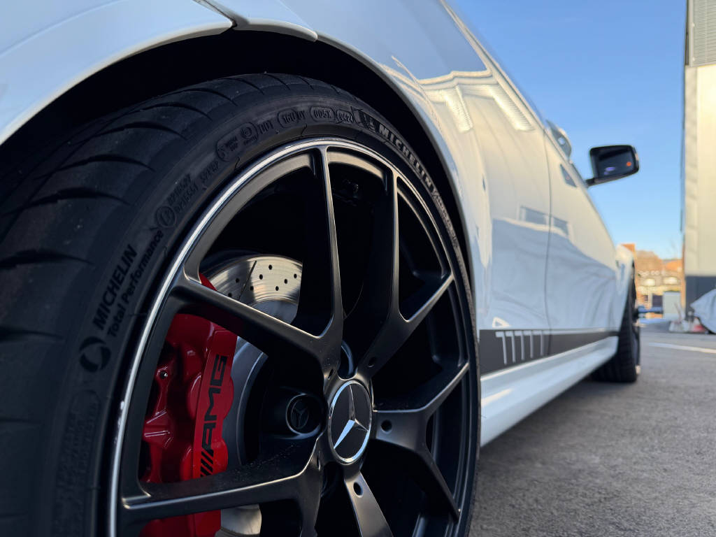 MERCEDES-BENZ C 63 V8 AMG Coupé - 507 Edition-image-22