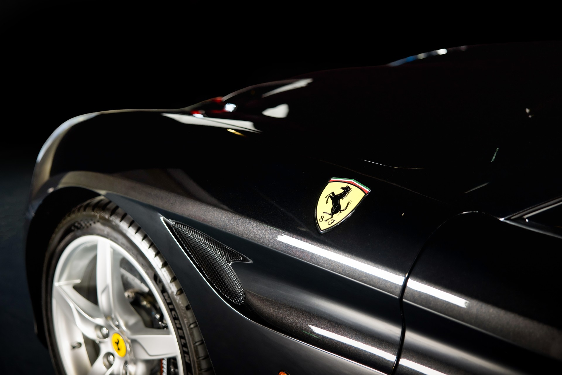 FERRARI California 3.9 V8 T-image-7