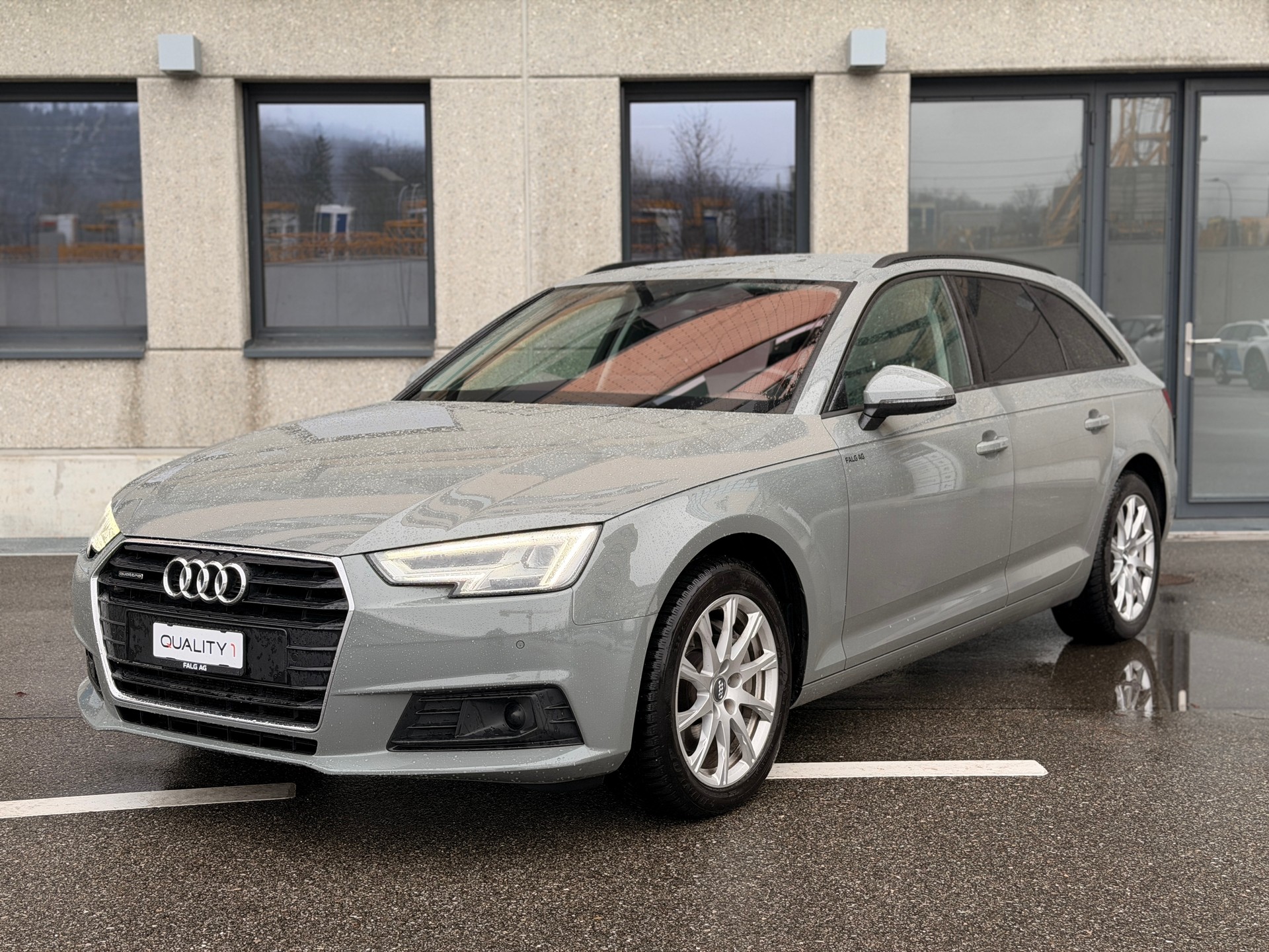 AUDI A4 Avant 2.0 TDI Sport quattro S-tronic