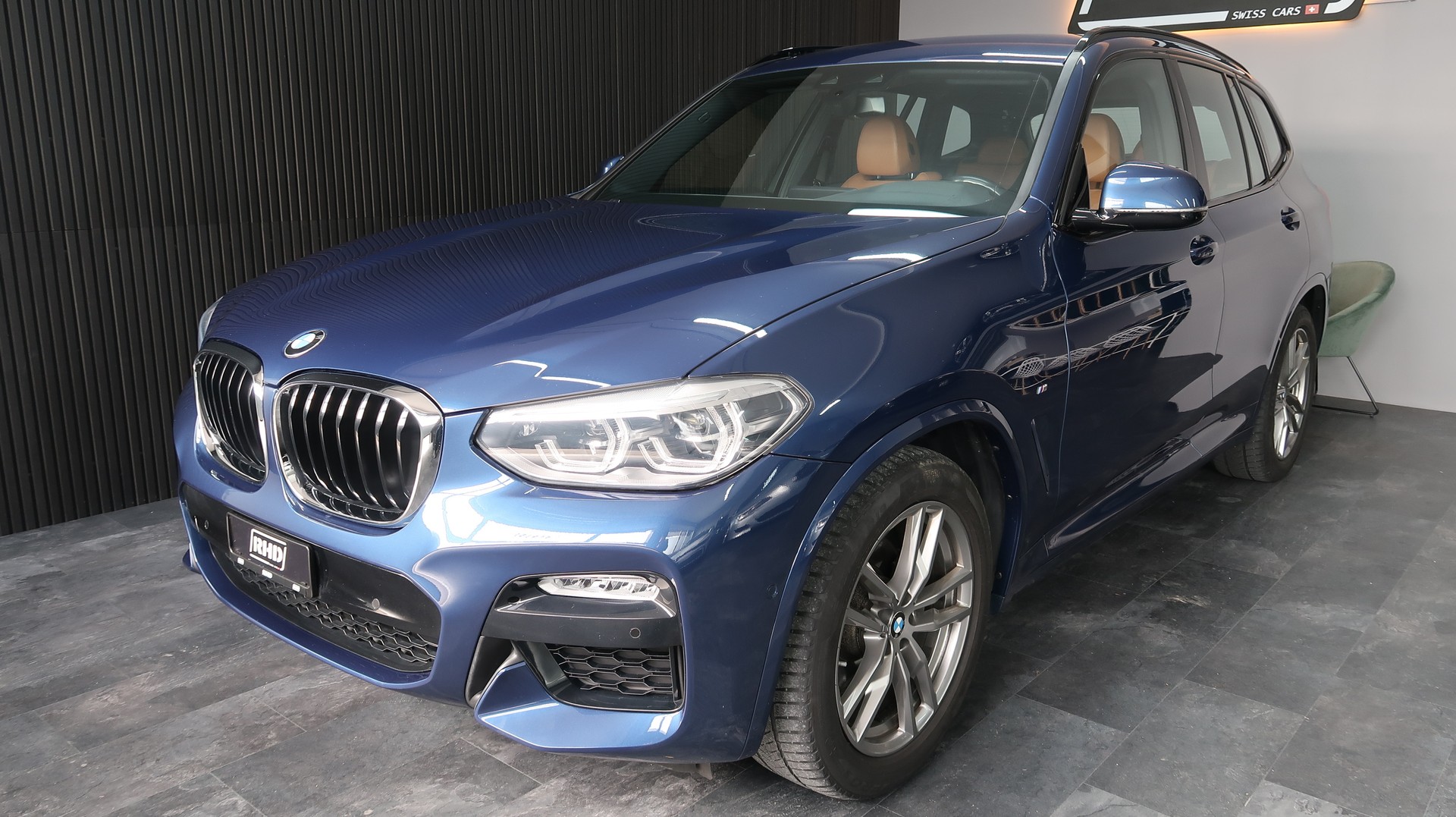 BMW X3 xDrive 20d Individual / PACK-M / CH / GARANTIE / MFK-showroom-element-2