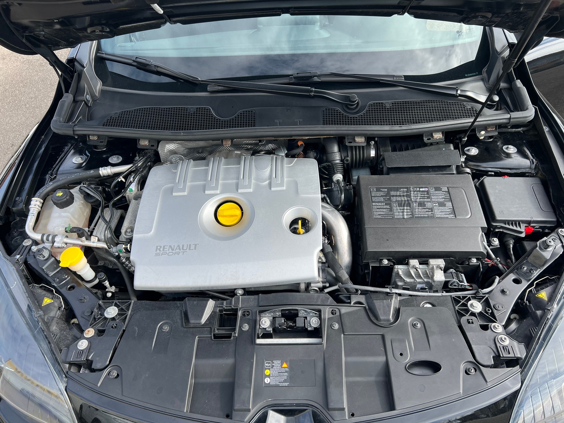 RENAULT Mégane Coupé 2.0 16V Turbo RS-image-18