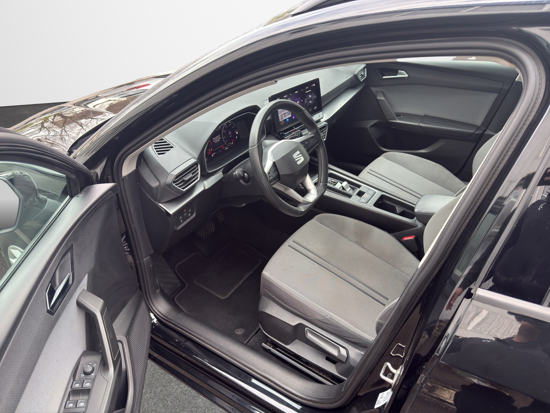 SEAT Leon ST 1.5 TGI Style DSG-image-9