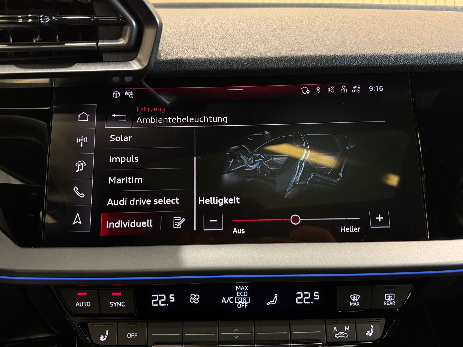 AUDI RS3 Sportback 2.5 TSI competition limited quattro S-tronic *Verde Kyalami*-image-20