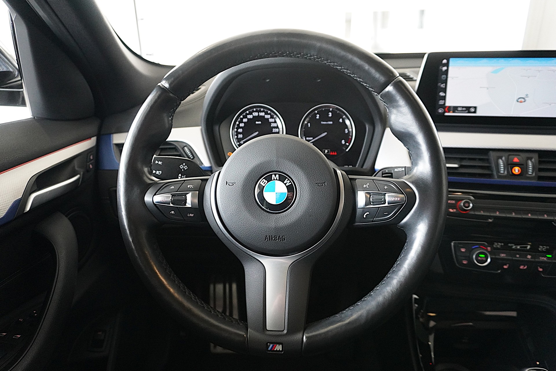 BMW X1 xDrive 20d M Sport Steptronic-image-11