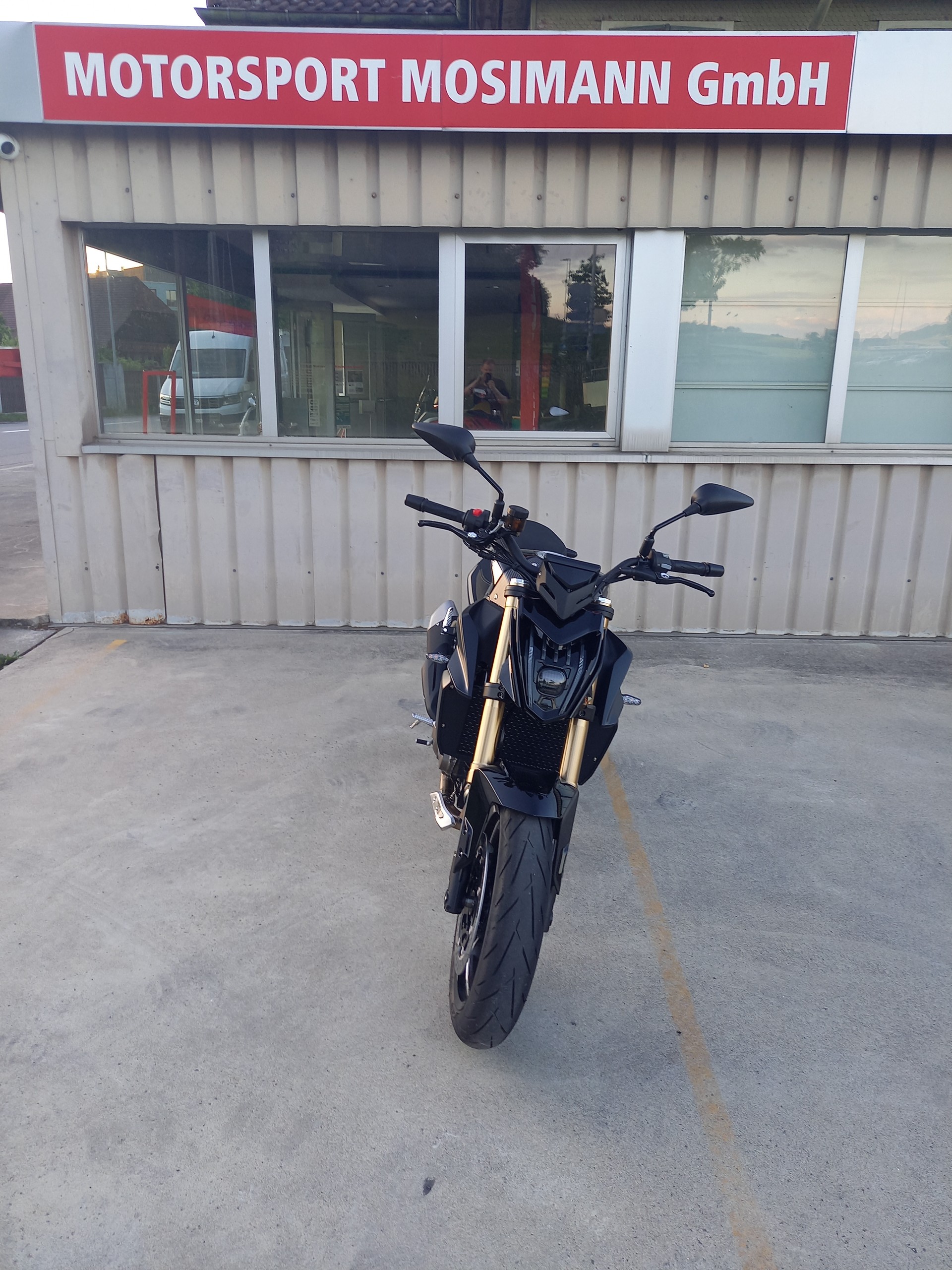 QJ SRK 600 (35kW)