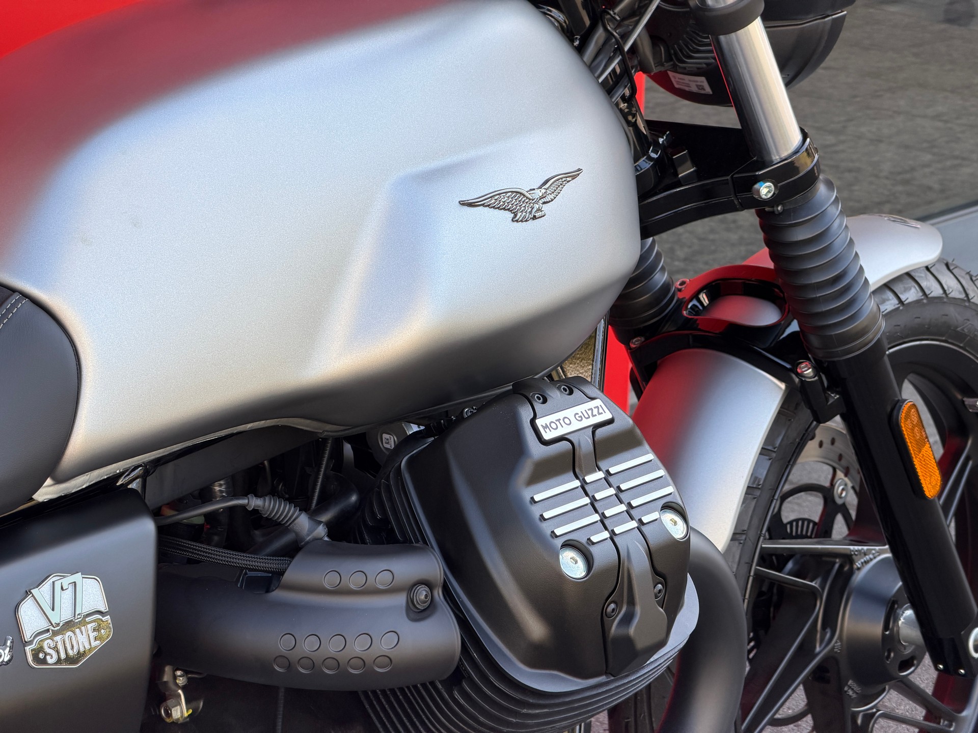 MOTO GUZZI V7 IV 850 Stone '' Edizione MISTRAL ''-image-7