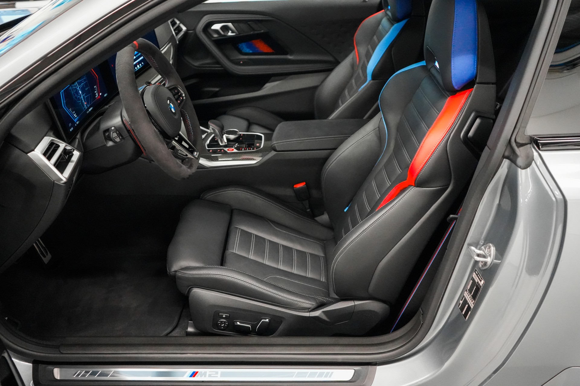BMW M2 Steptronic-image-9