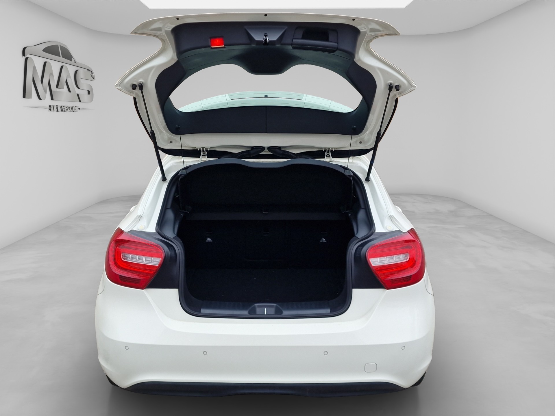 MERCEDES-BENZ A 180 (170) BlueEfficiency Classic-image-13