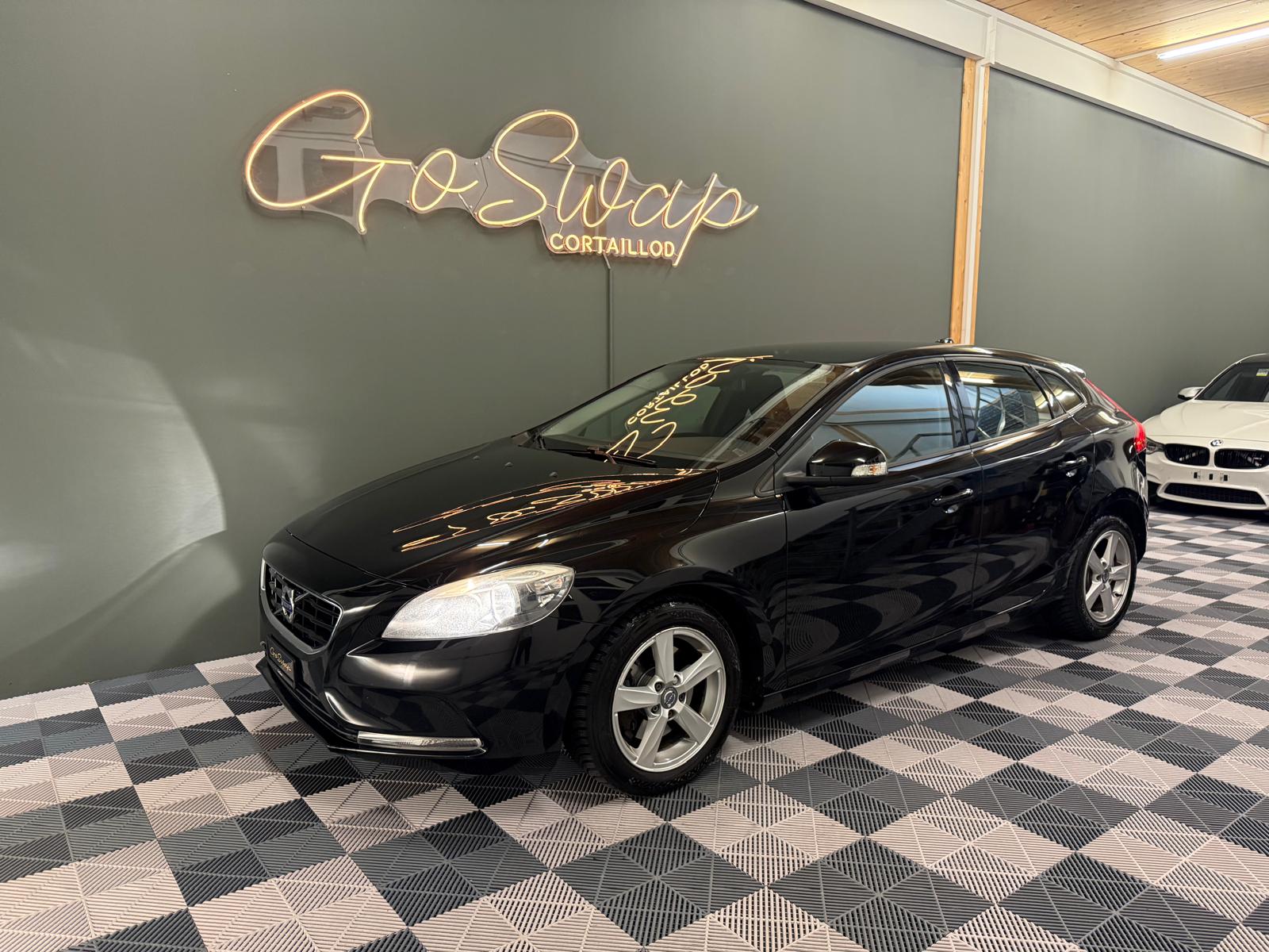 VOLVO V40 D2 Powershift