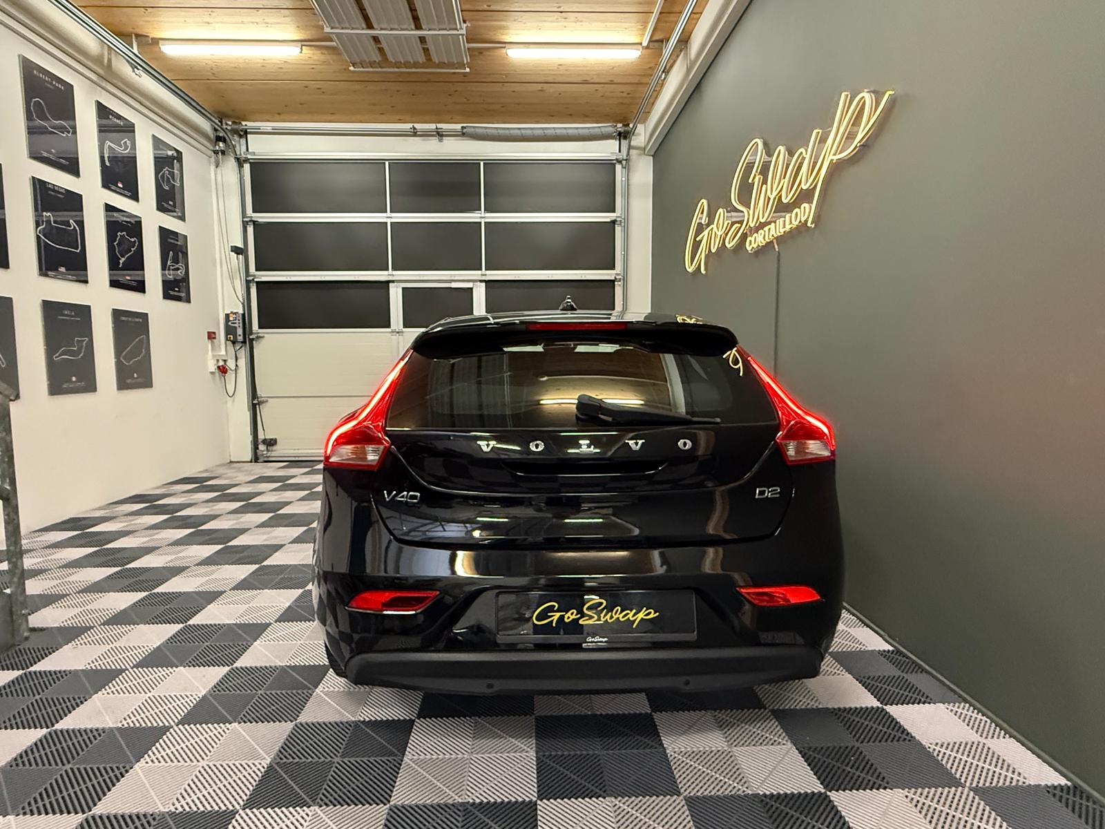 VOLVO V40 D2 Powershift-image-4