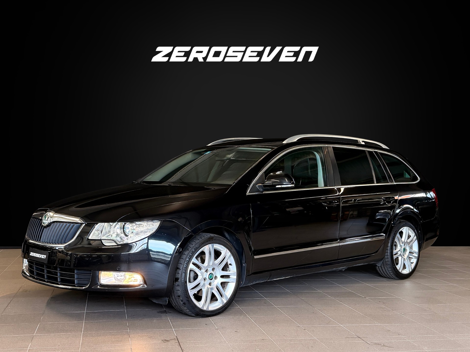 SKODA Superb Combi 2.0 TDi Elegance 4x4 DSG-showroom-element-1