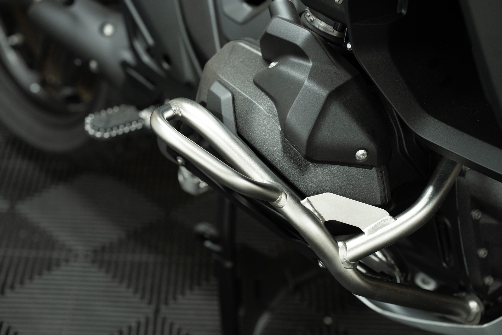 BMW R 1300 GS Adventure mit 0.9% Leasing und CHF 1'500.- Boxer PrĂ€mie đ€đ„-image-7