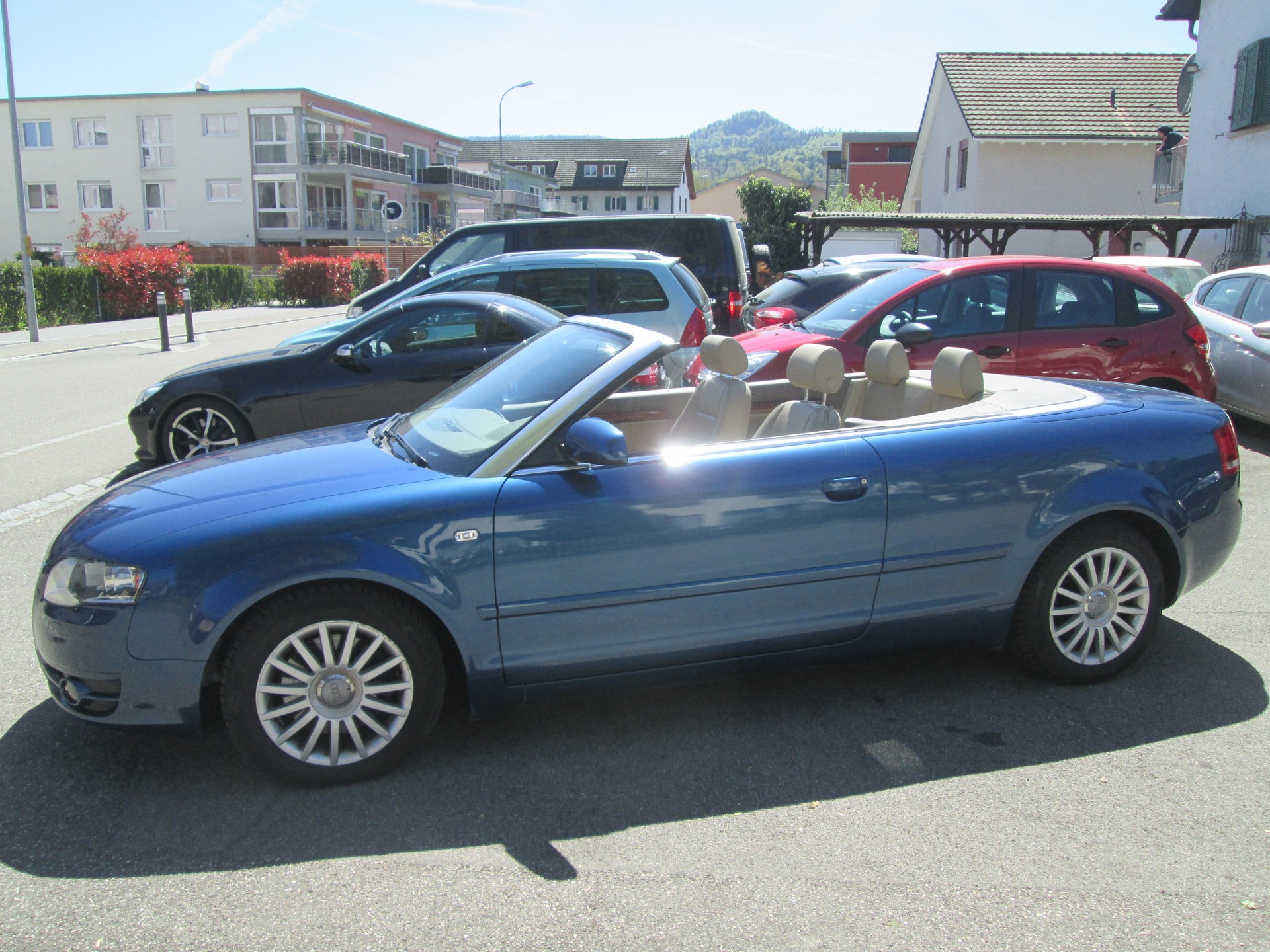 AUDI A4 Cabriolet 1.8 Turbo-image-11