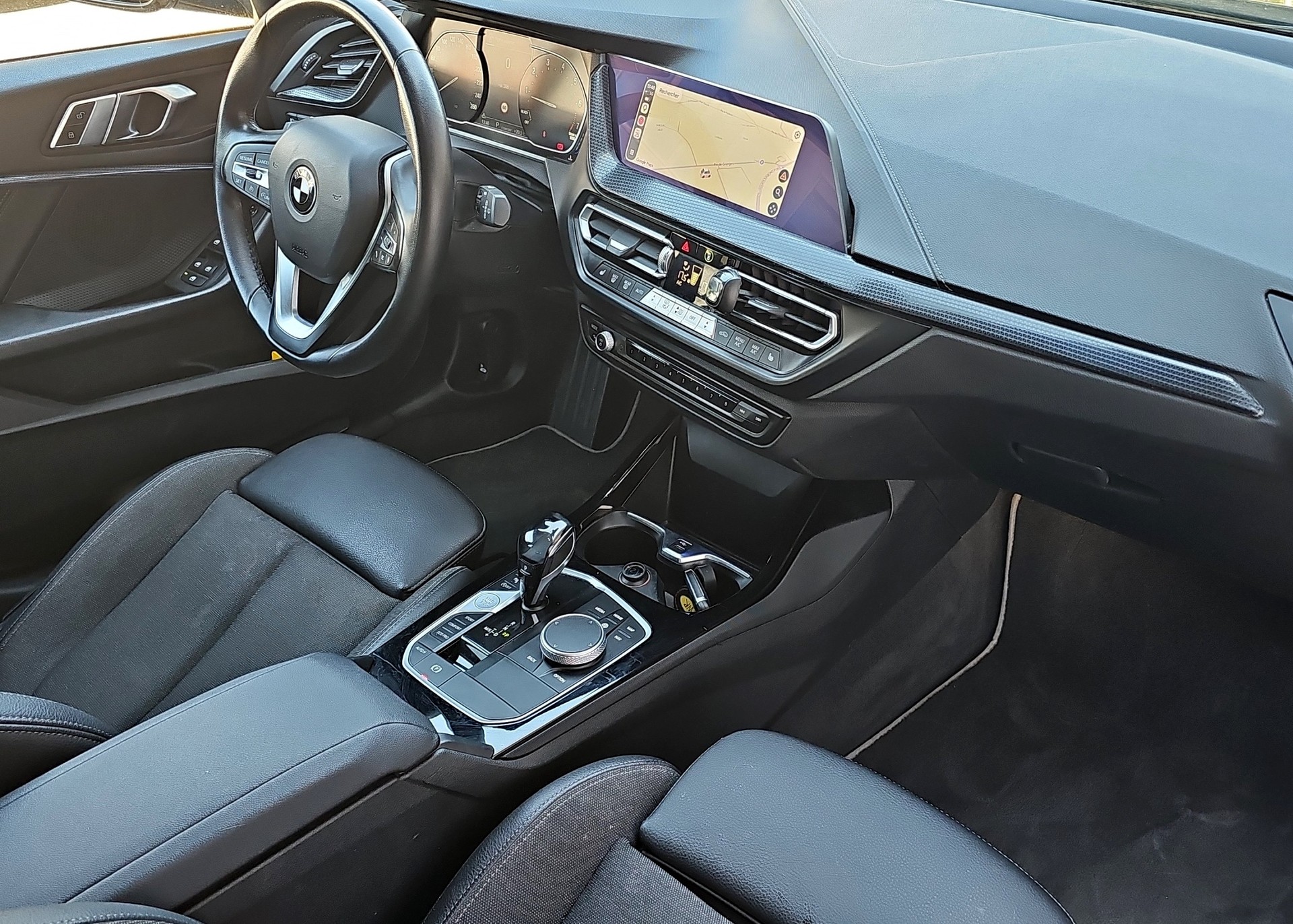 BMW 120i Sport Line Steptronic-image-23