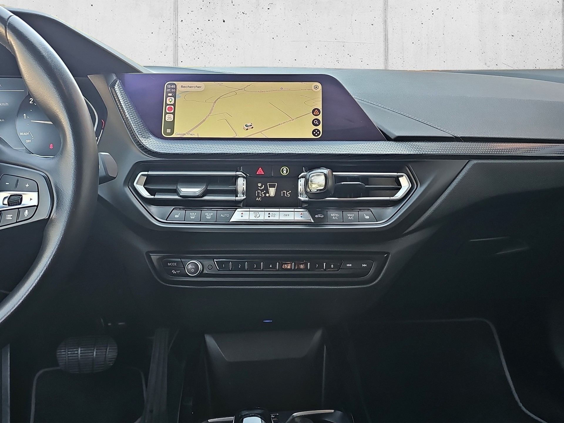 BMW 120i Sport Line Steptronic-image-19