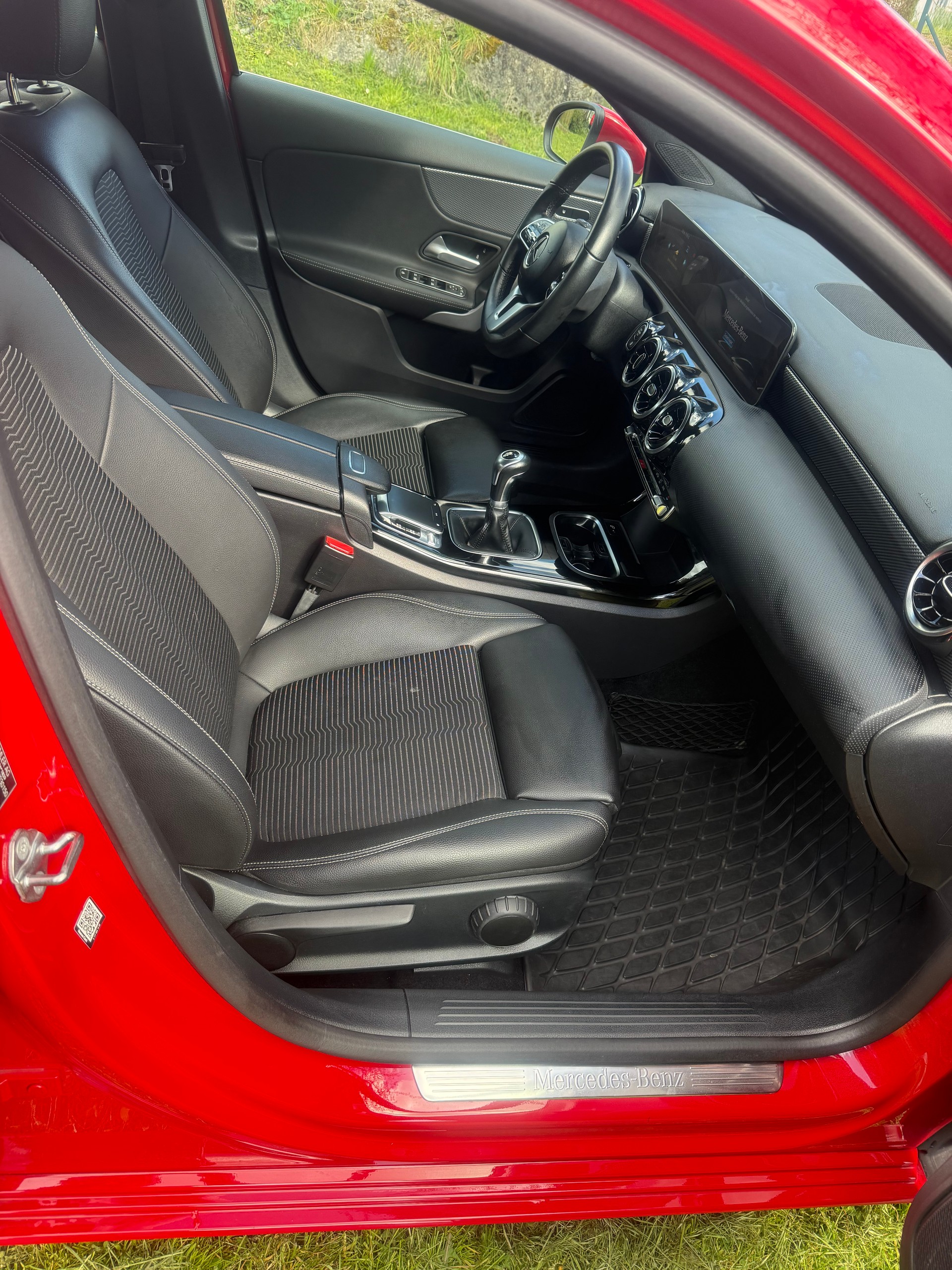 MERCEDES-BENZ A 200 Progressive-image-16