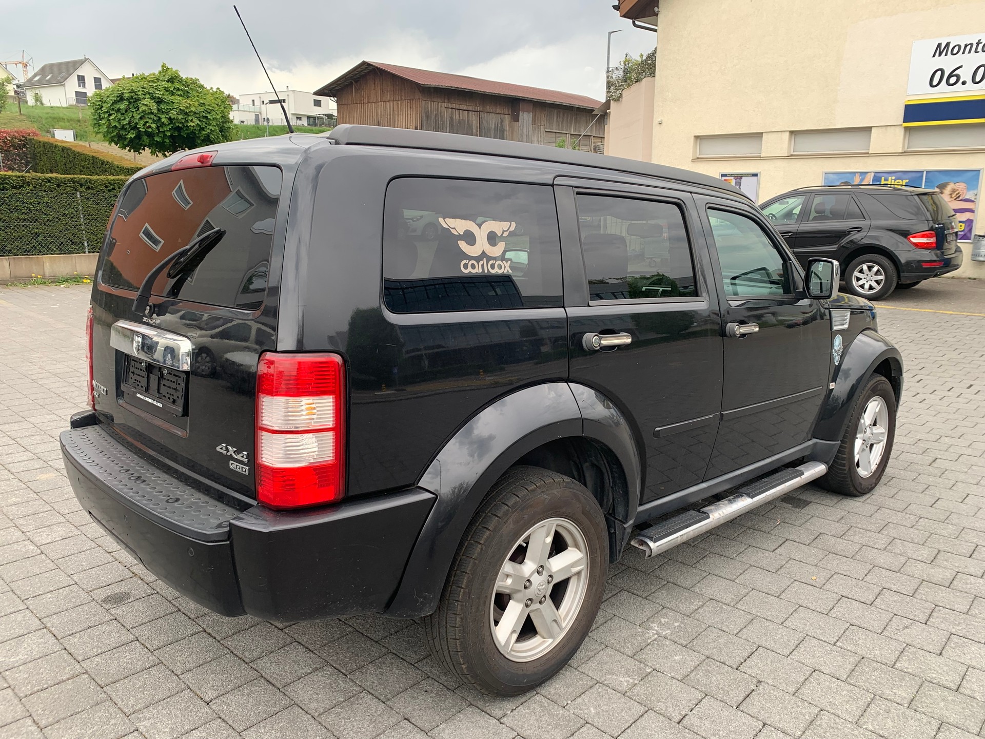 DODGE Nitro 2.8 CRD SXT Automatic-image-3