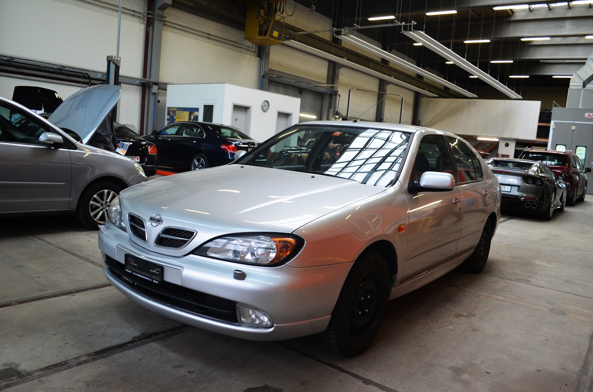 NISSAN Primera 2.0 Elegance Plus-image-2