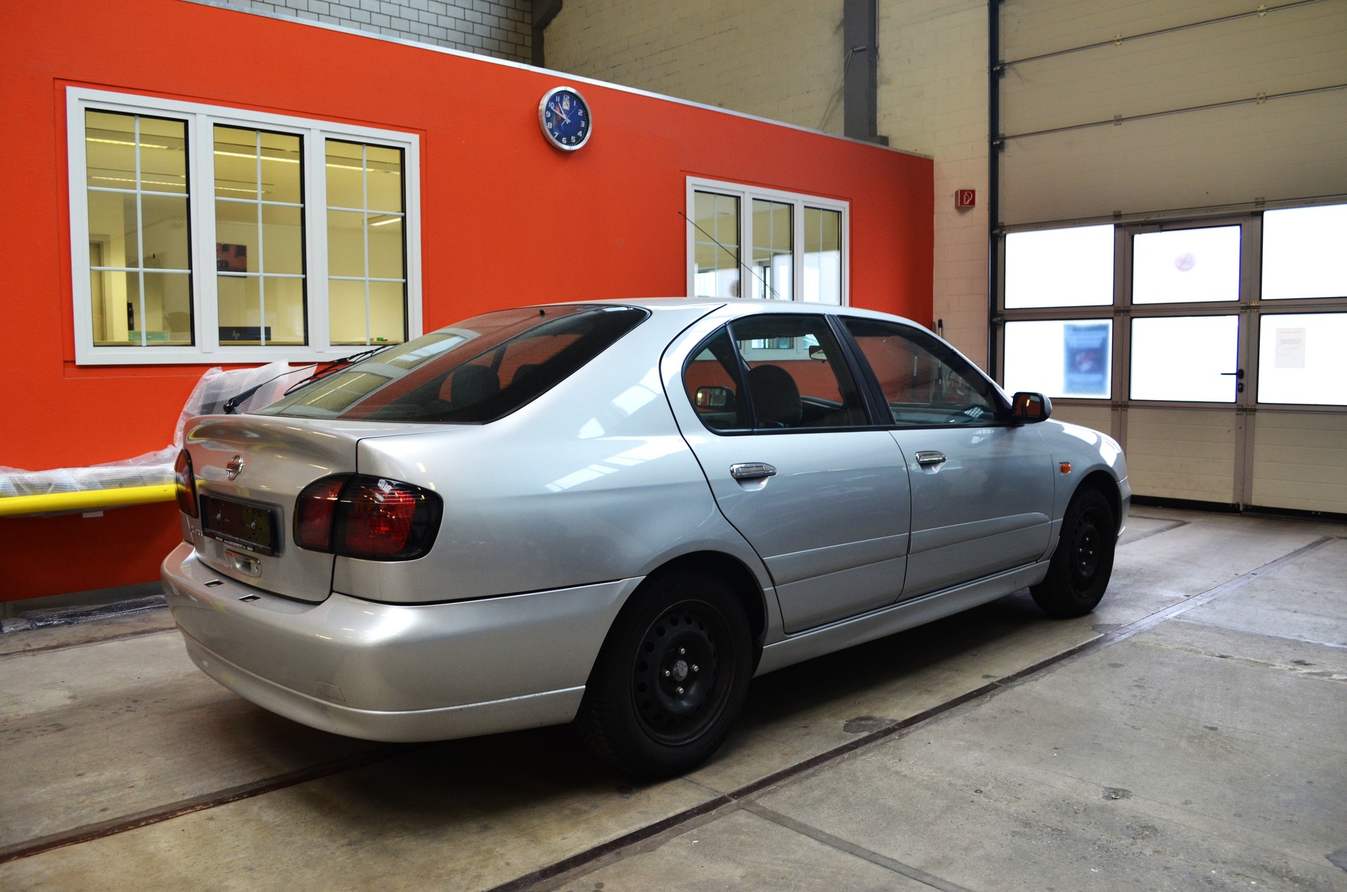 NISSAN Primera 2.0 Elegance Plus-image-4