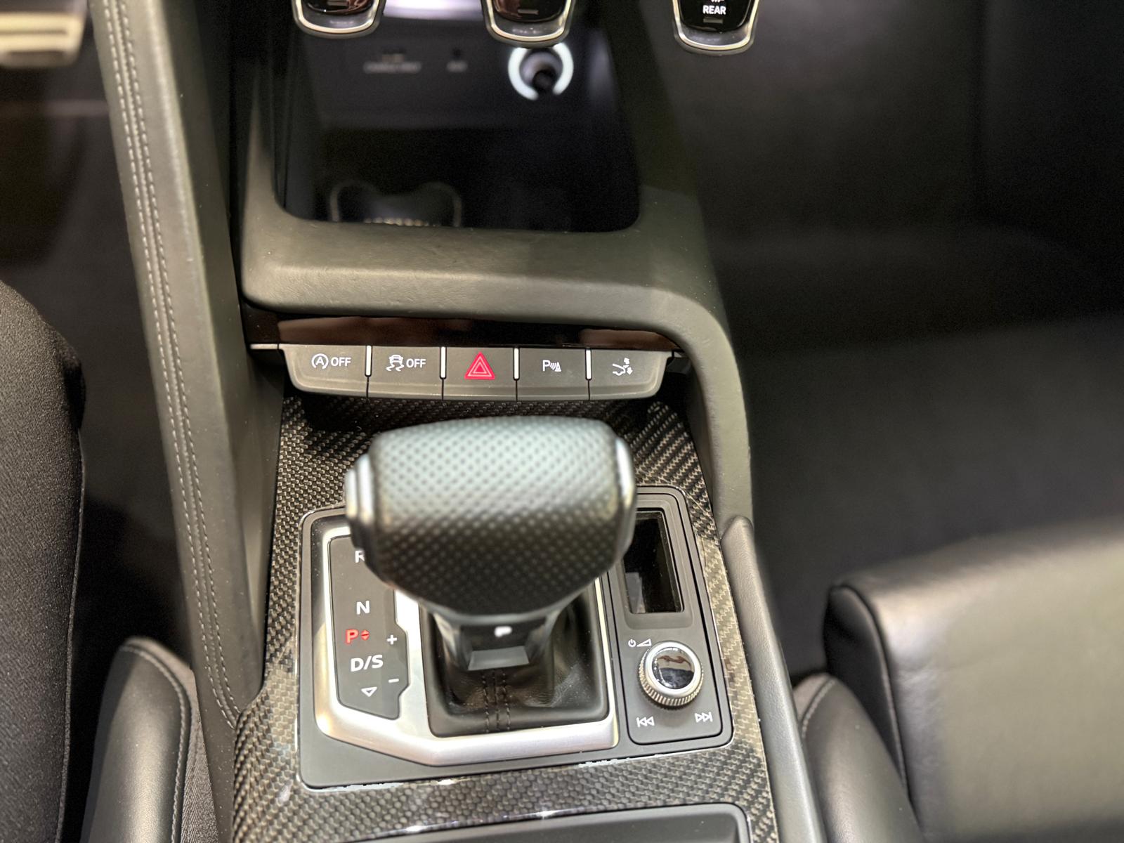 AUDI R8 Coupé 5.2 RWS S-Tronic-image-16