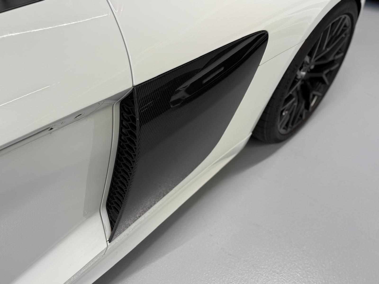 AUDI R8 Coupé 5.2 RWS S-Tronic-image-10